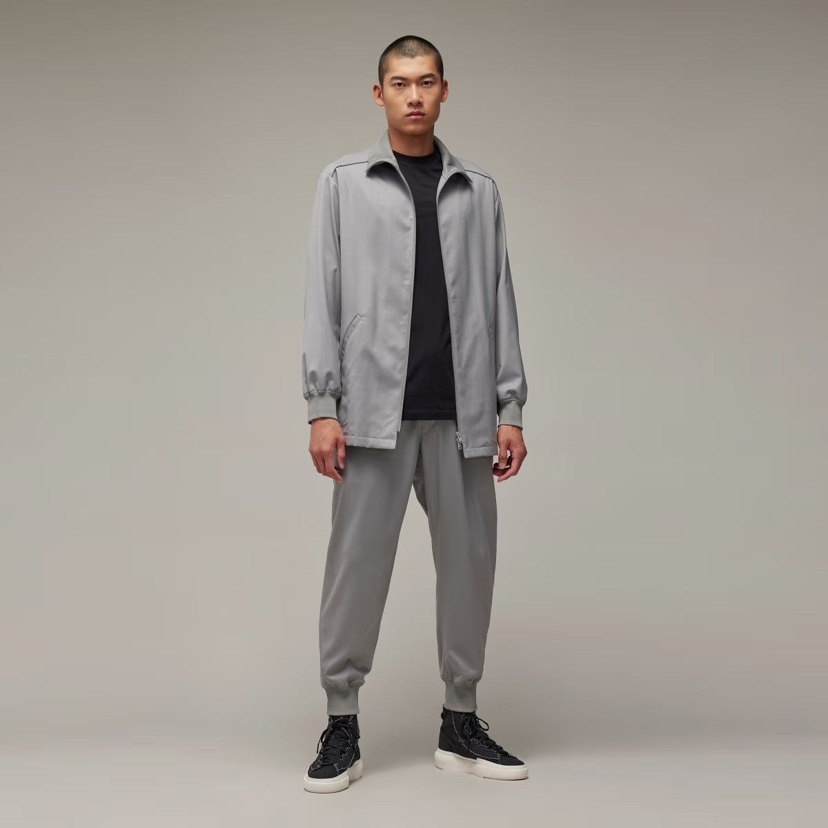 Y-3 × Yohji Yamamoto Y-3 Refined Woven Cuffed Tracksuit Bottoms, Grey Medium Size US 33 - 4 Thumbnail