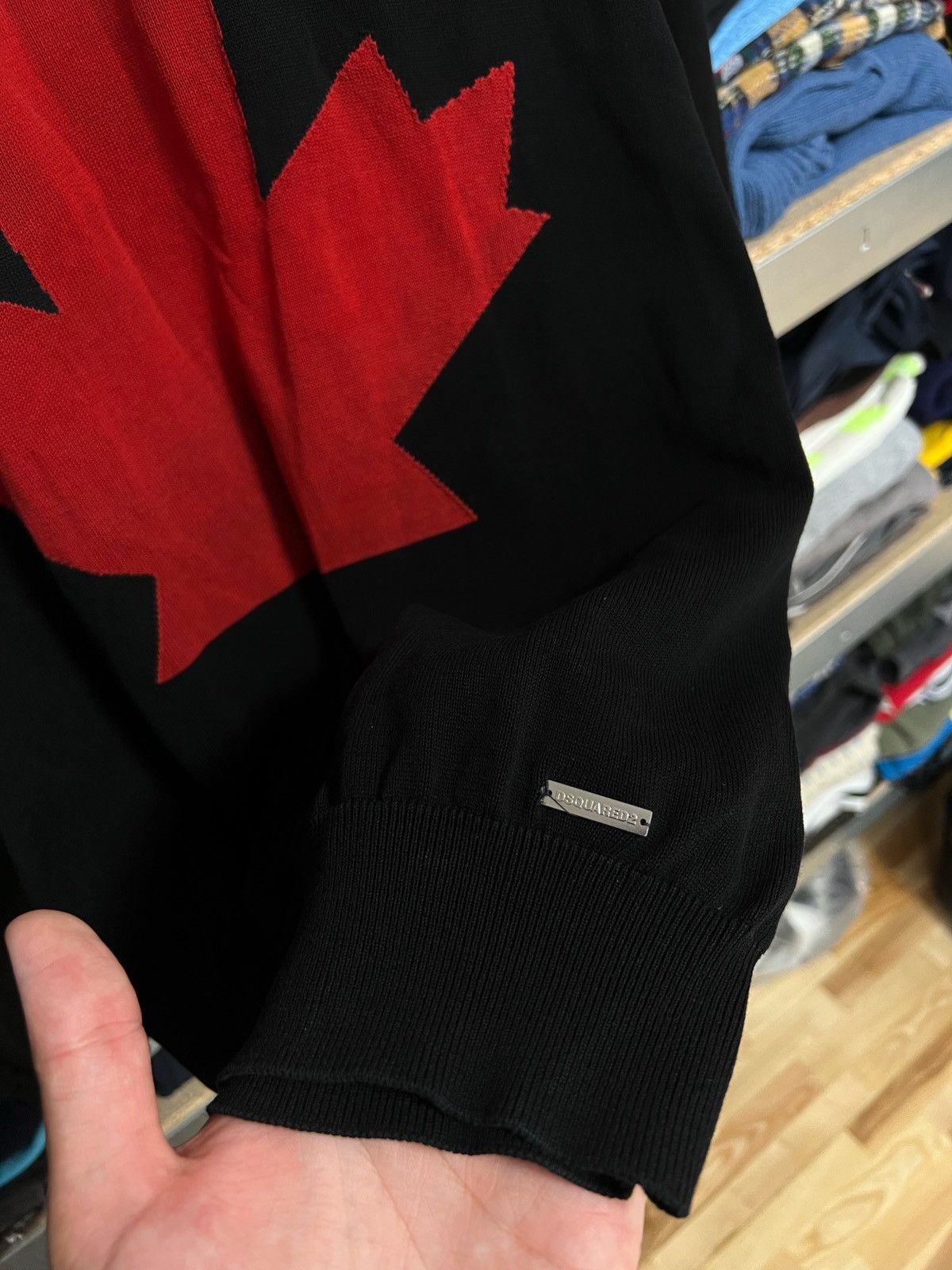 Dsquared Dsquared Maple Leaf Jumper Dsquared2 Red Maple Leaf Black
