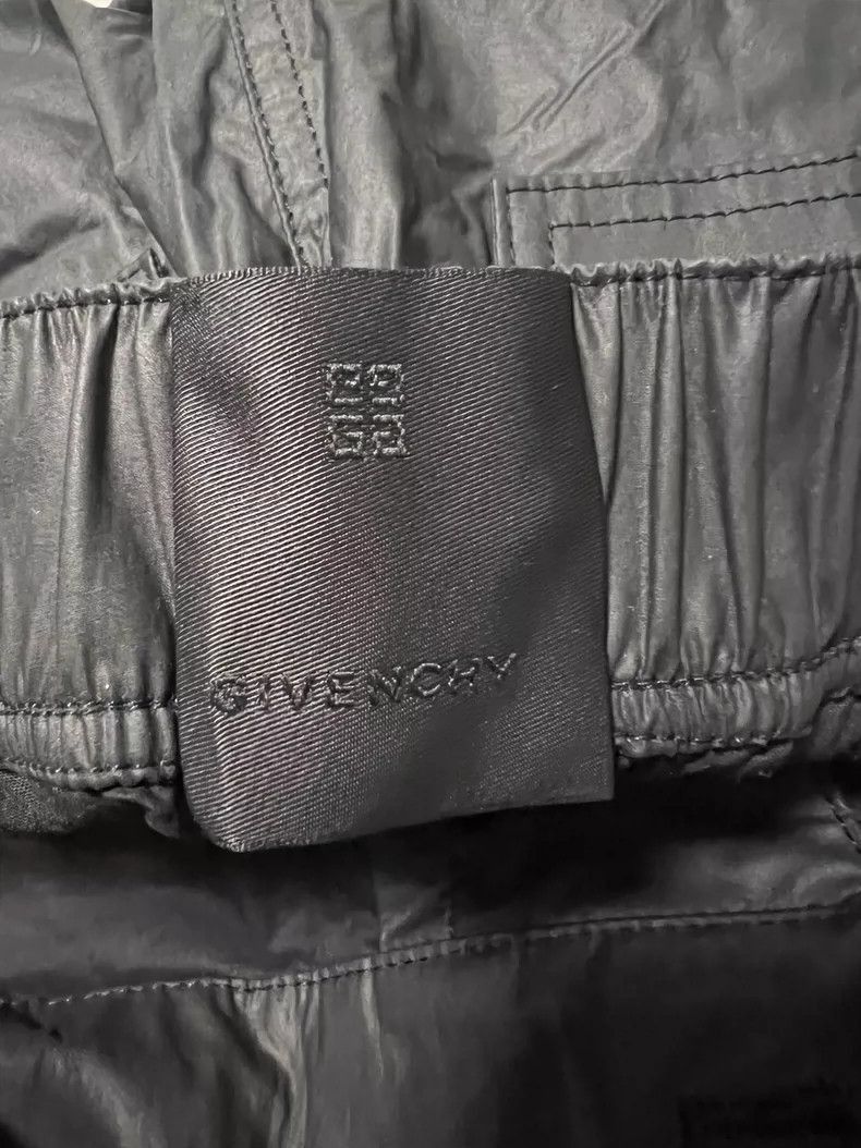 Givenchy Givenchy Givenchy MultiPocket Zippered Long Pants -2507 Size US 44 / EU 60 - 5 Thumbnail