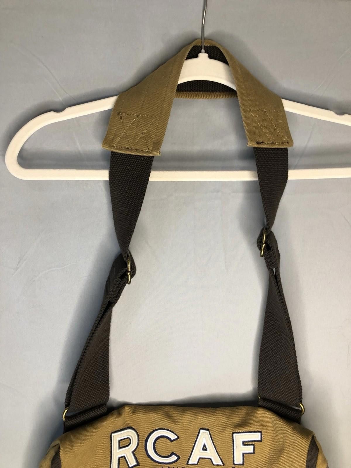 Red Bull Red Canoe Crossbody Shoulder Nag Royal Canadian Air Force Size ONE SIZE - 9 Thumbnail