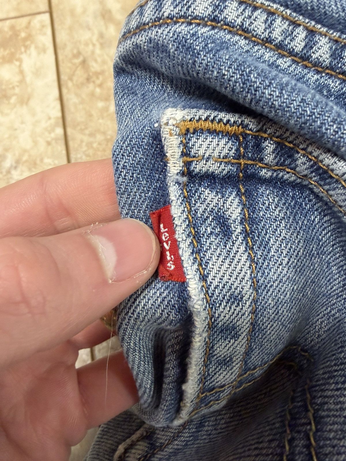 Levi's Levi’s Vintage 505 Light Wash Distressed Denim Size US 34 / EU 50 - 8 Thumbnail