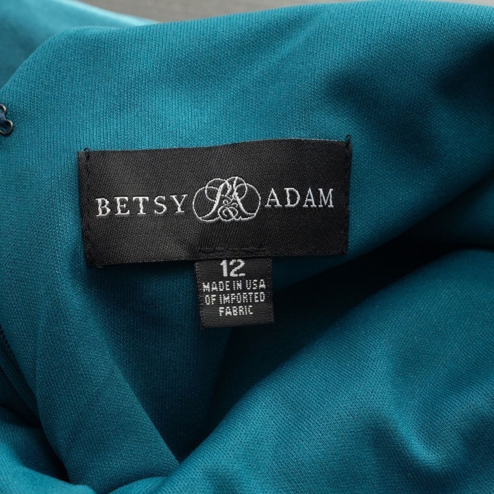 Designer Betsy & Adam. Christine Scuba Crepe Ruffled Bow Gown. Size XL / US 12-14 / IT 48-50 - 3 Thumbnail