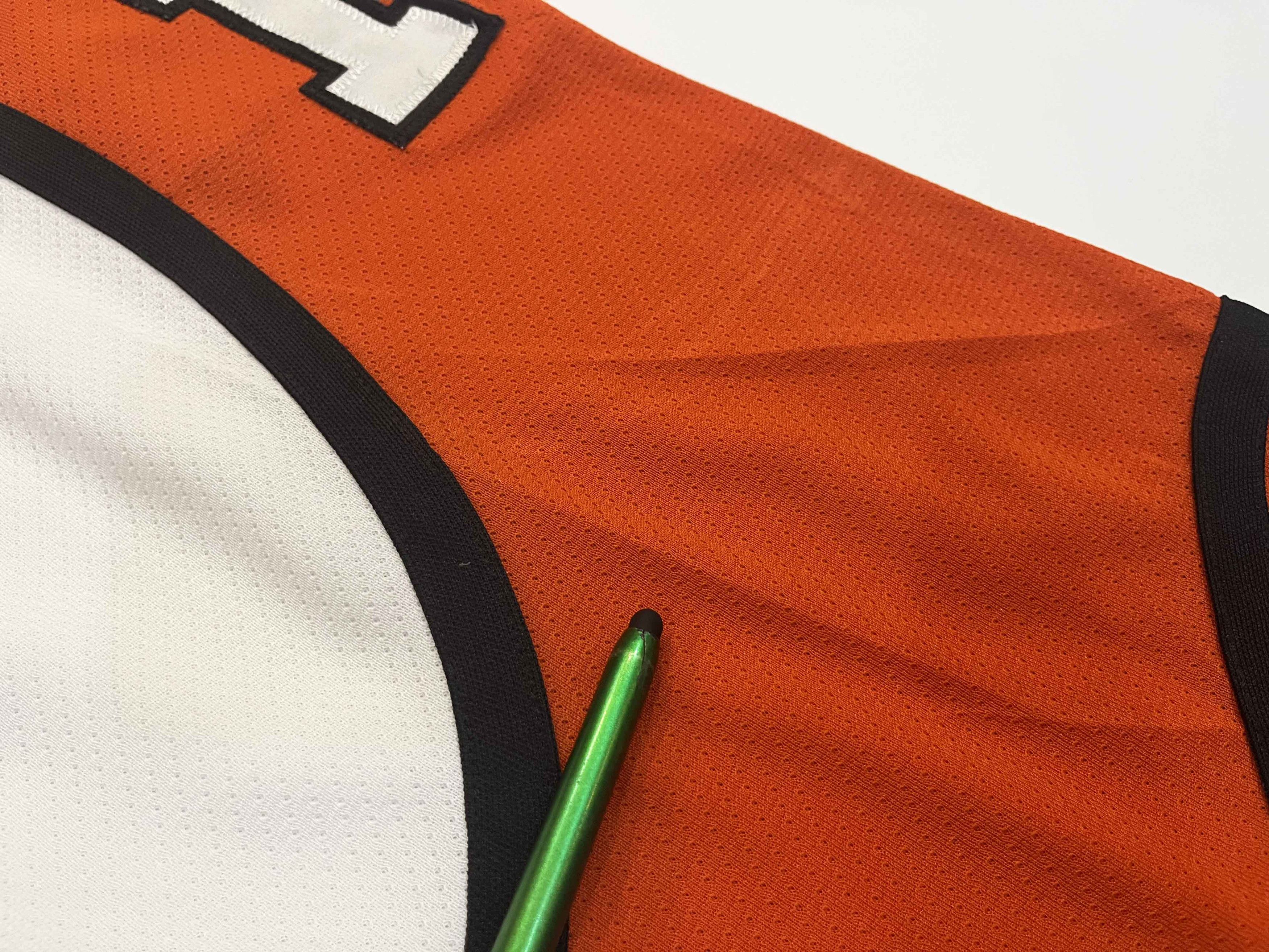 Ccm × NHL CCM Philadelphia Flyers LeCLAIR #10 NHL Hockey Jersey Size US XL / EU 56 / 4 - 12 Thumbnail