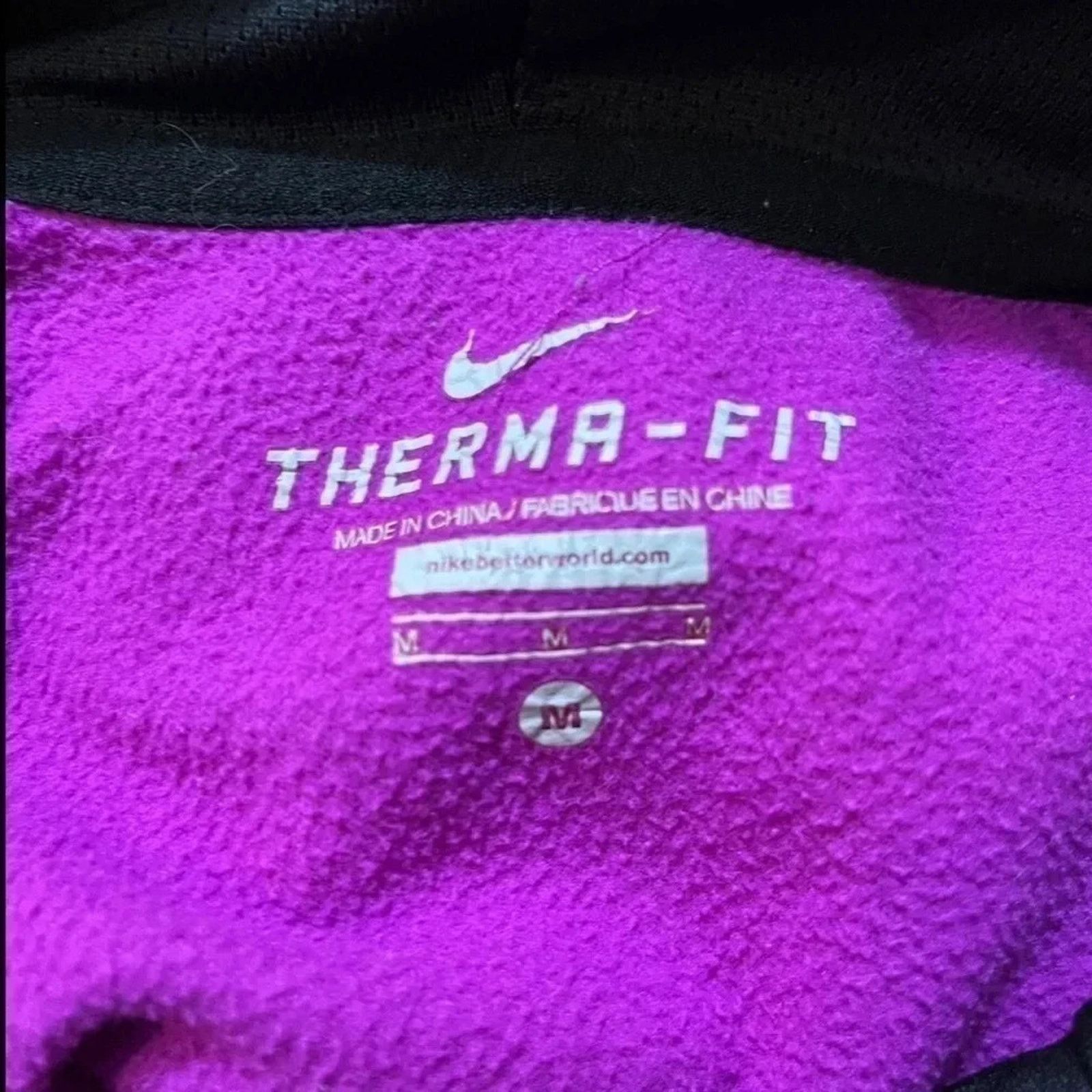 Nike Nike Women’s Therma-fit size Medium M magenta Purple hoodie Size M / US 6-8 / IT 42-44 - 4 Thumbnail