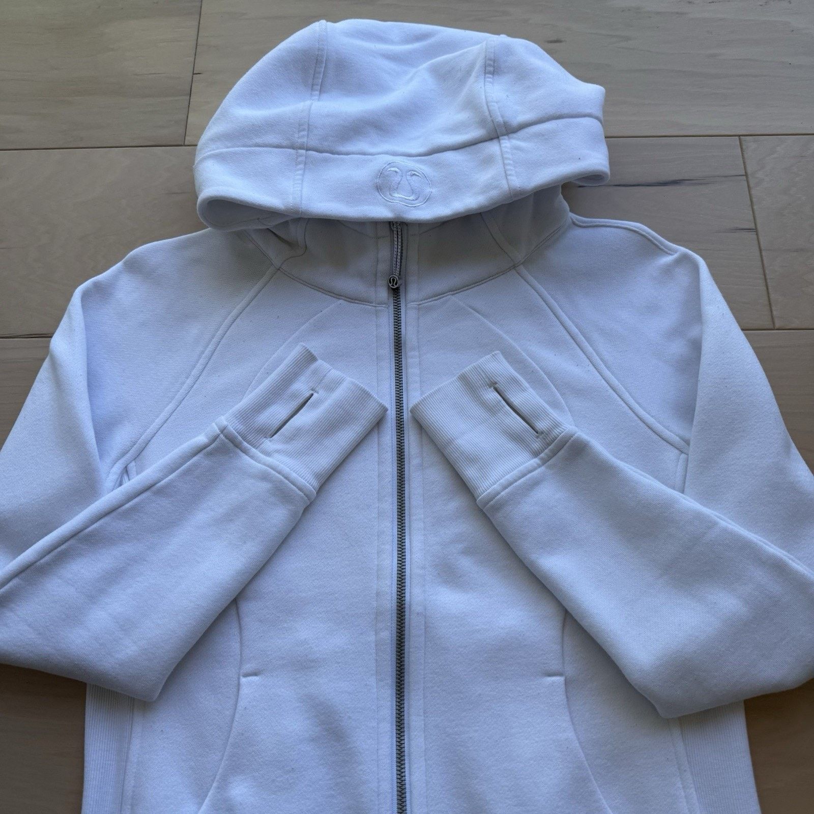Lululemon Lululemon Scuba Hoodie 6 White Full Zip Hooded Jacket Yoga Size M / US 6-8 / IT 42-44 - 4 Thumbnail