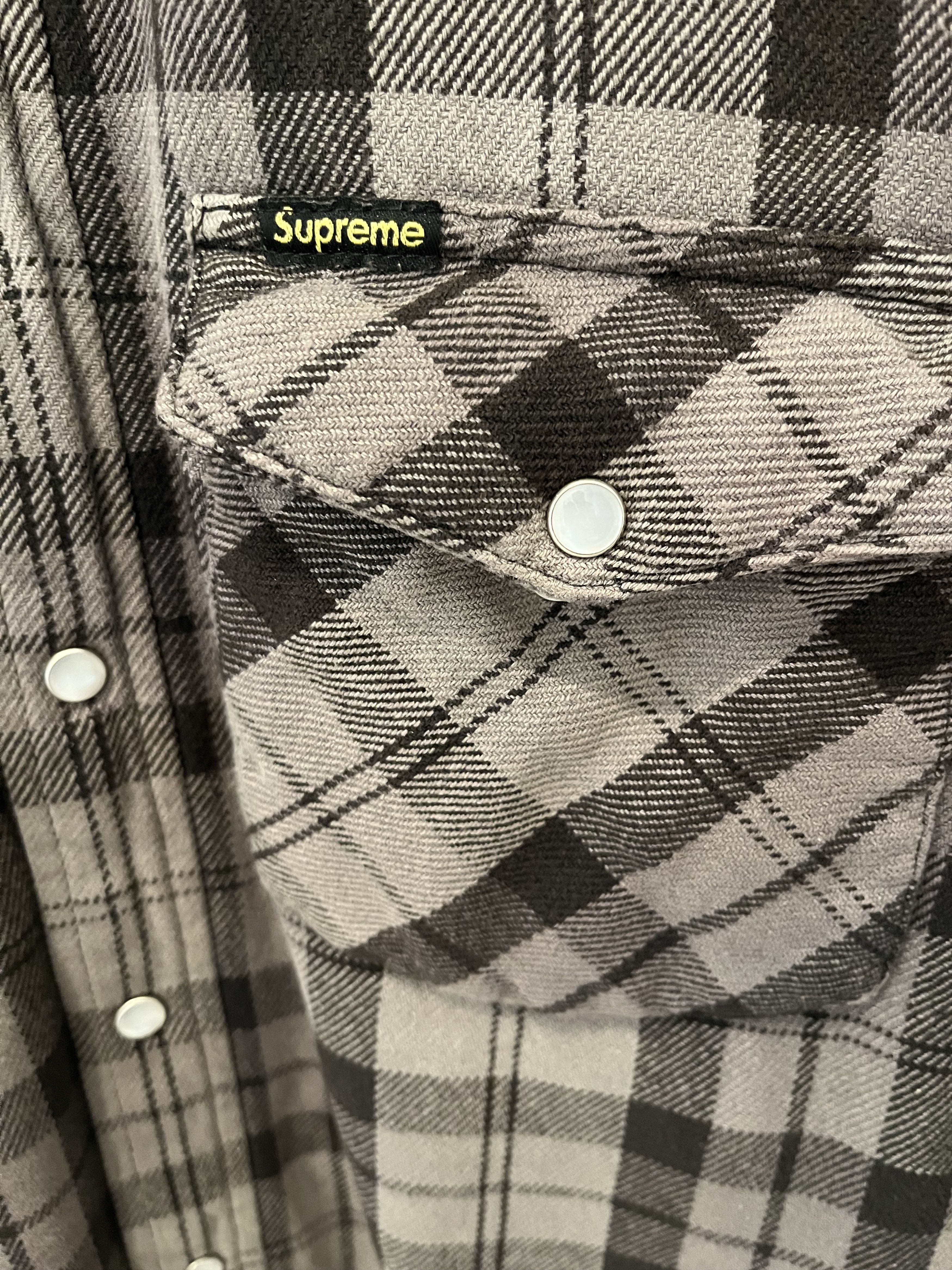 Supreme Supreme SS24 quilted flannel snap jacket shirt M Size US M / EU 48-50 / 2 - 2 Thumbnail