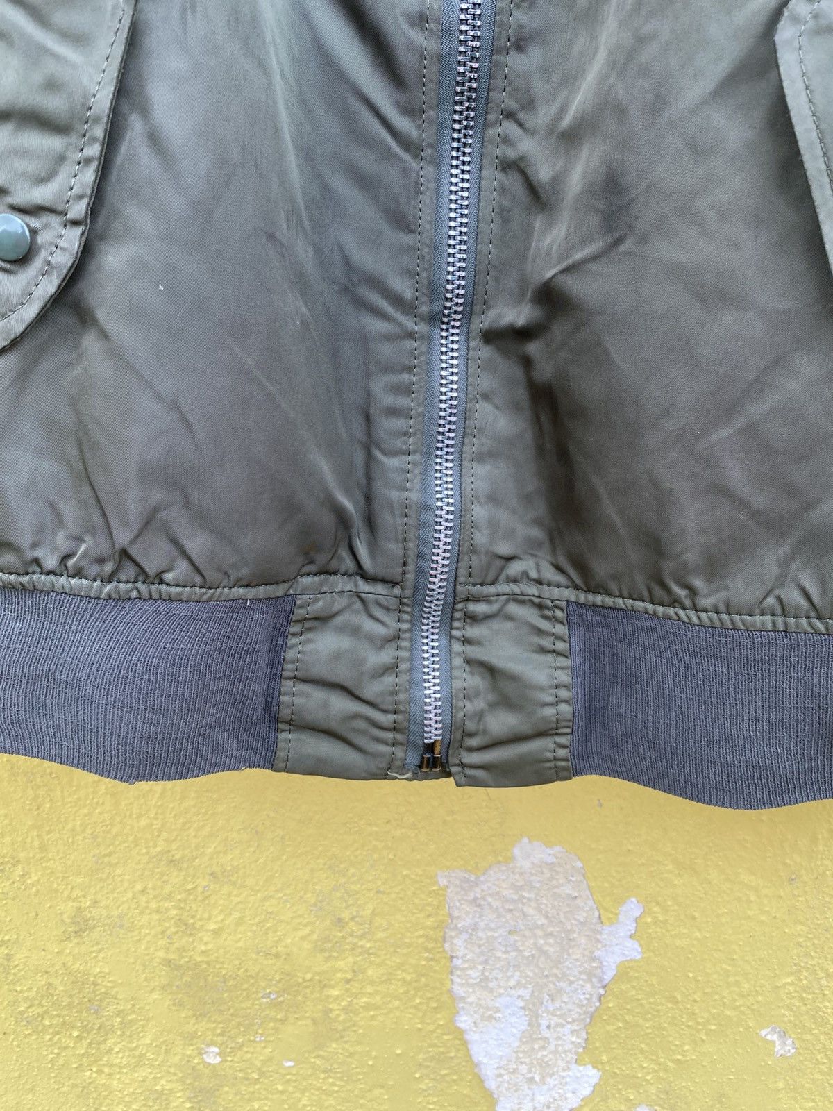 Alpha Industries × Vintage Vintage ma-1 Alpha industries bomber jacket Size US L / EU 52-54 / 3 - 11 Thumbnail