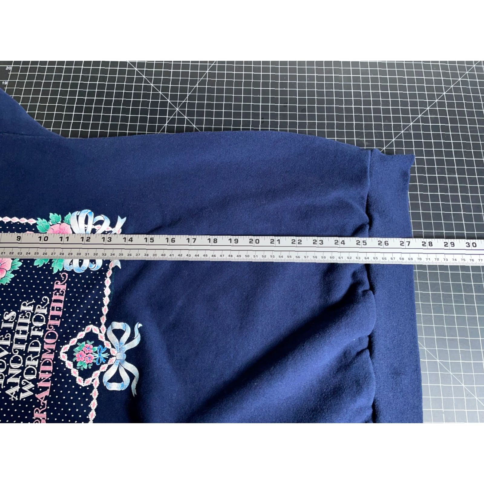 Vintage VINTAGE 90s Grandma Love Sweatshirt Santee Blue Raglan Sleeve Pullover Long Sleeve Floral Print Graphic Fall Winter Spring Summer Women Adult Large) Size L / US 10 / IT 46 - 6 Thumbnail