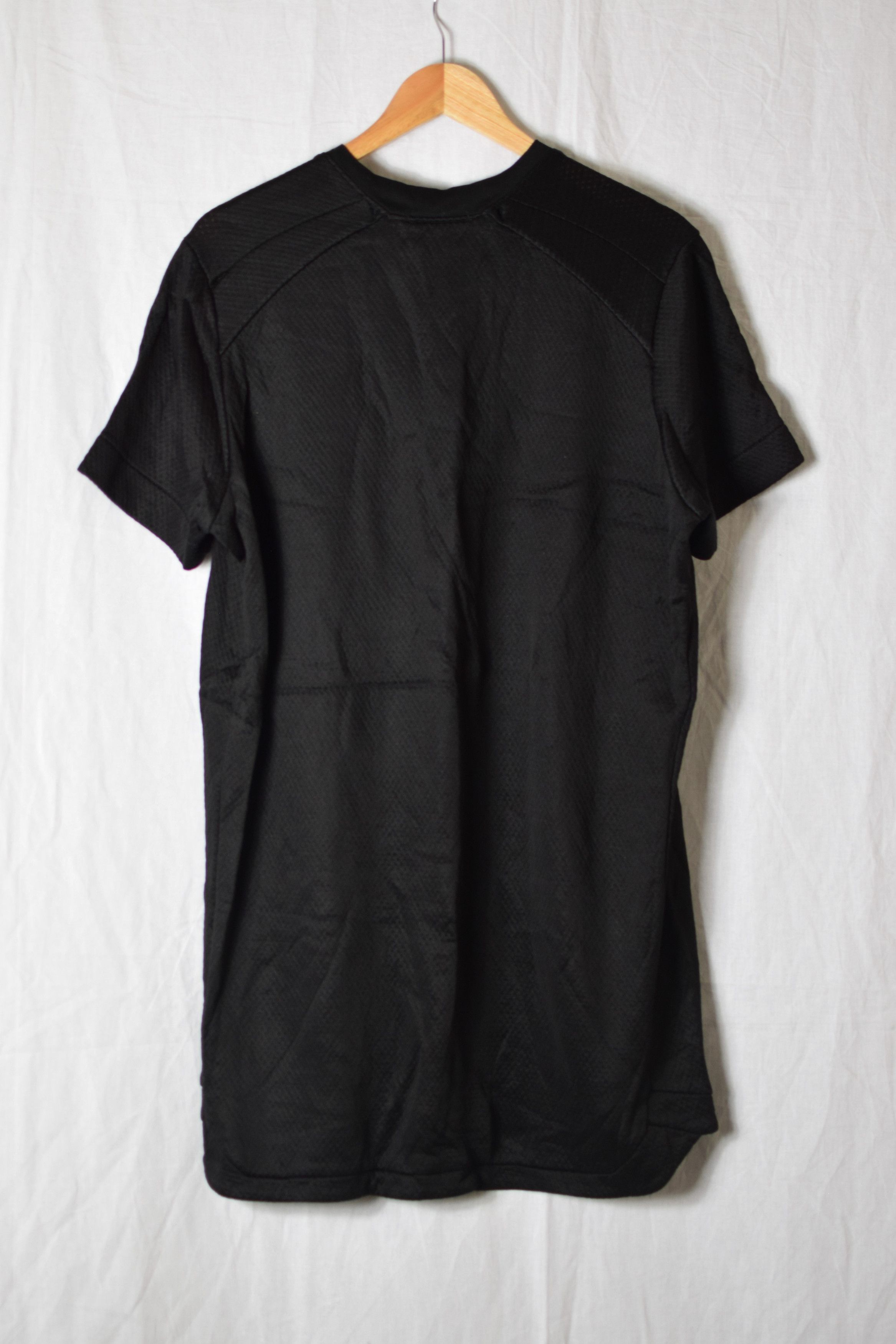Julius Julius SS15 Prism Mesh Top - 497CUM61 Size US L / EU 52-54 / 3 - 3 Thumbnail
