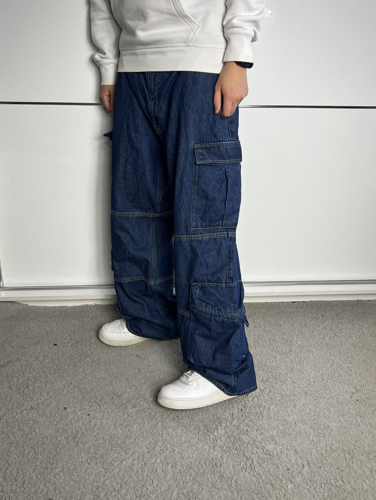 Japanese Brand × Vintage Cargo Baggy Pants vintage y2k jeans japan Size US 32 / EU 48 - 1 Thumbnail