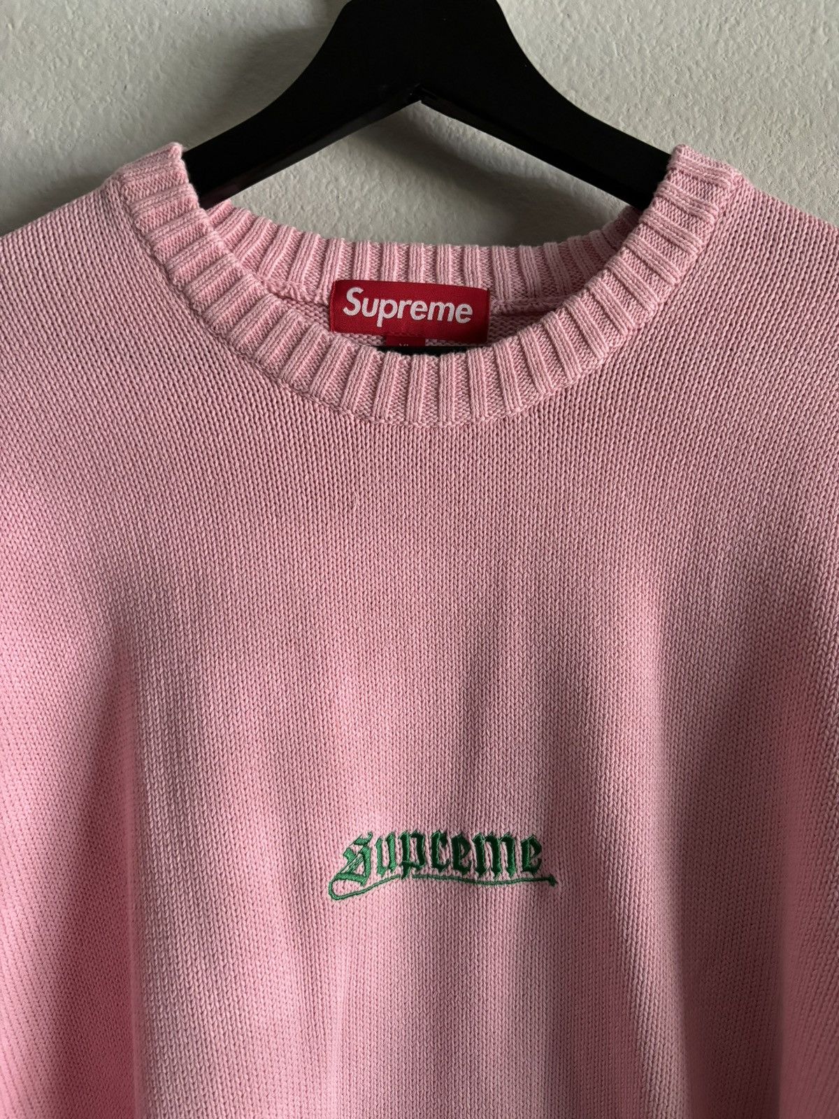 Supreme Supreme Old English Pink Sweater Size US XL / EU 56 / 4 - 6 Thumbnail