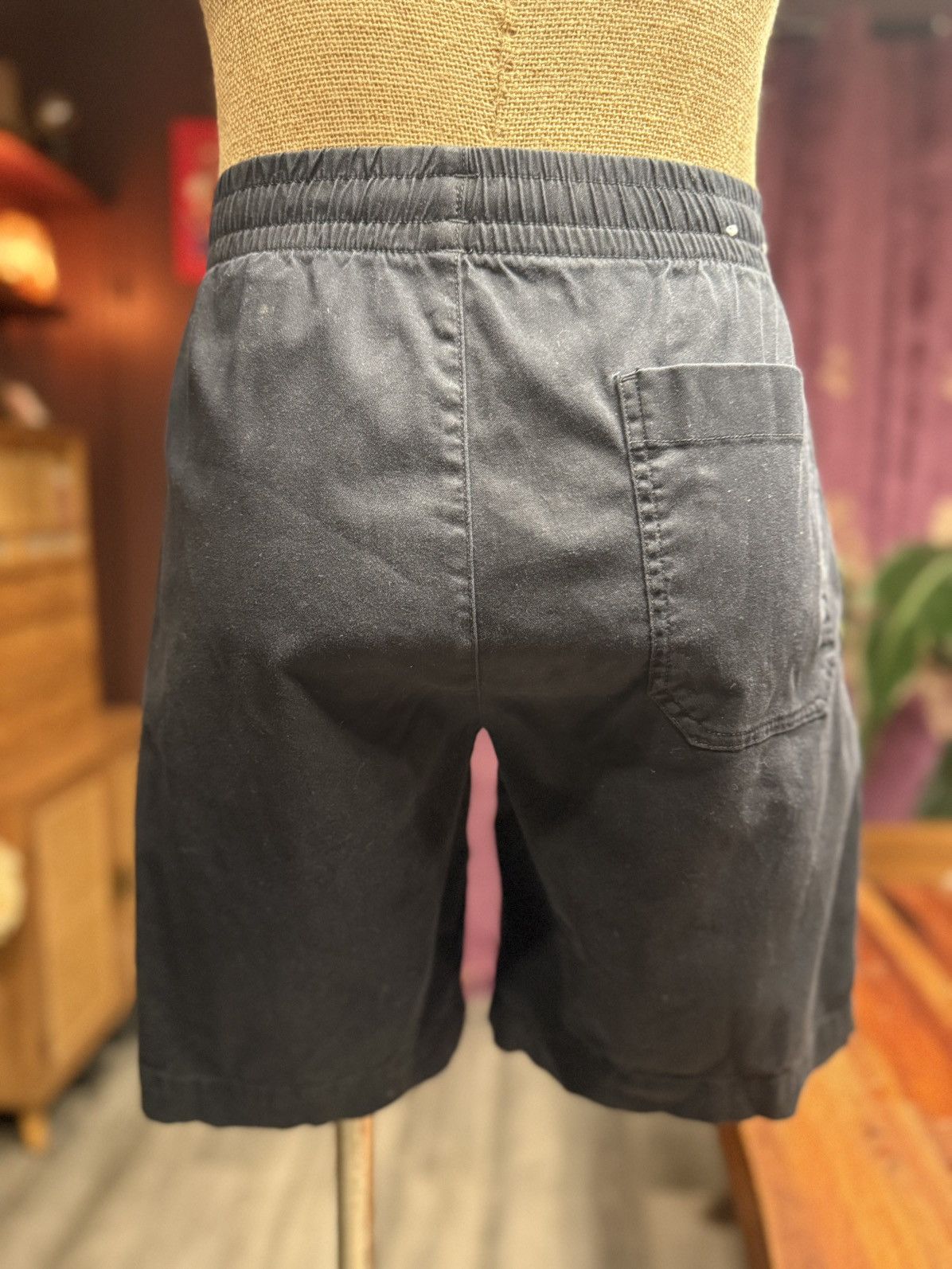 Uniqlo Uniqlo Men’s Easy Shorts - Black Size US 29 - 4 Thumbnail