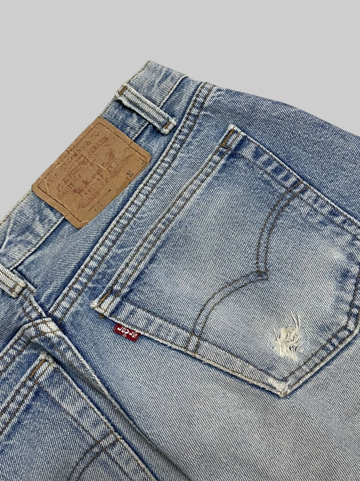 Levi's Vintage Clothing Vintage Og 1990s Original Levis 501 Distressed Clean Denim Size US 29 - 16 Thumbnail