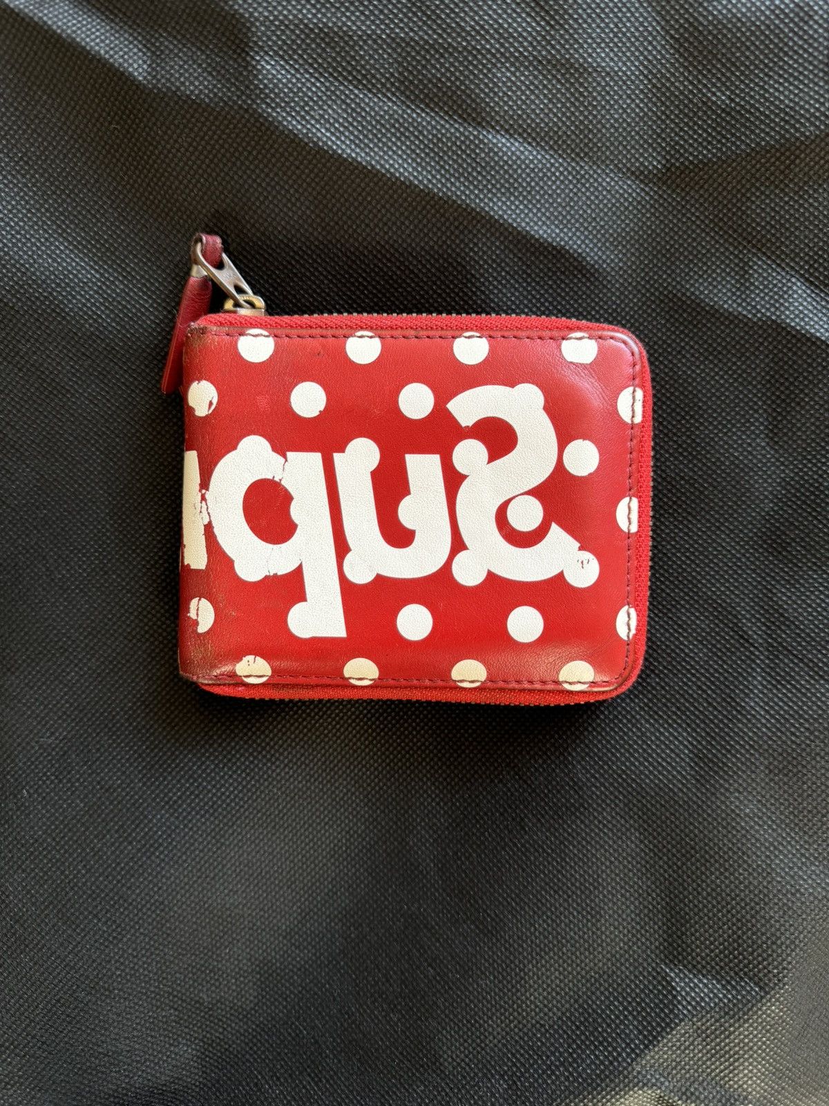 CDG by Comme des Garcons × Comme des Garcons × Supreme Supreme X Comme Des Garcons Polka Dot Wallet Red Cdg Size ONE SIZE - 16 Thumbnail