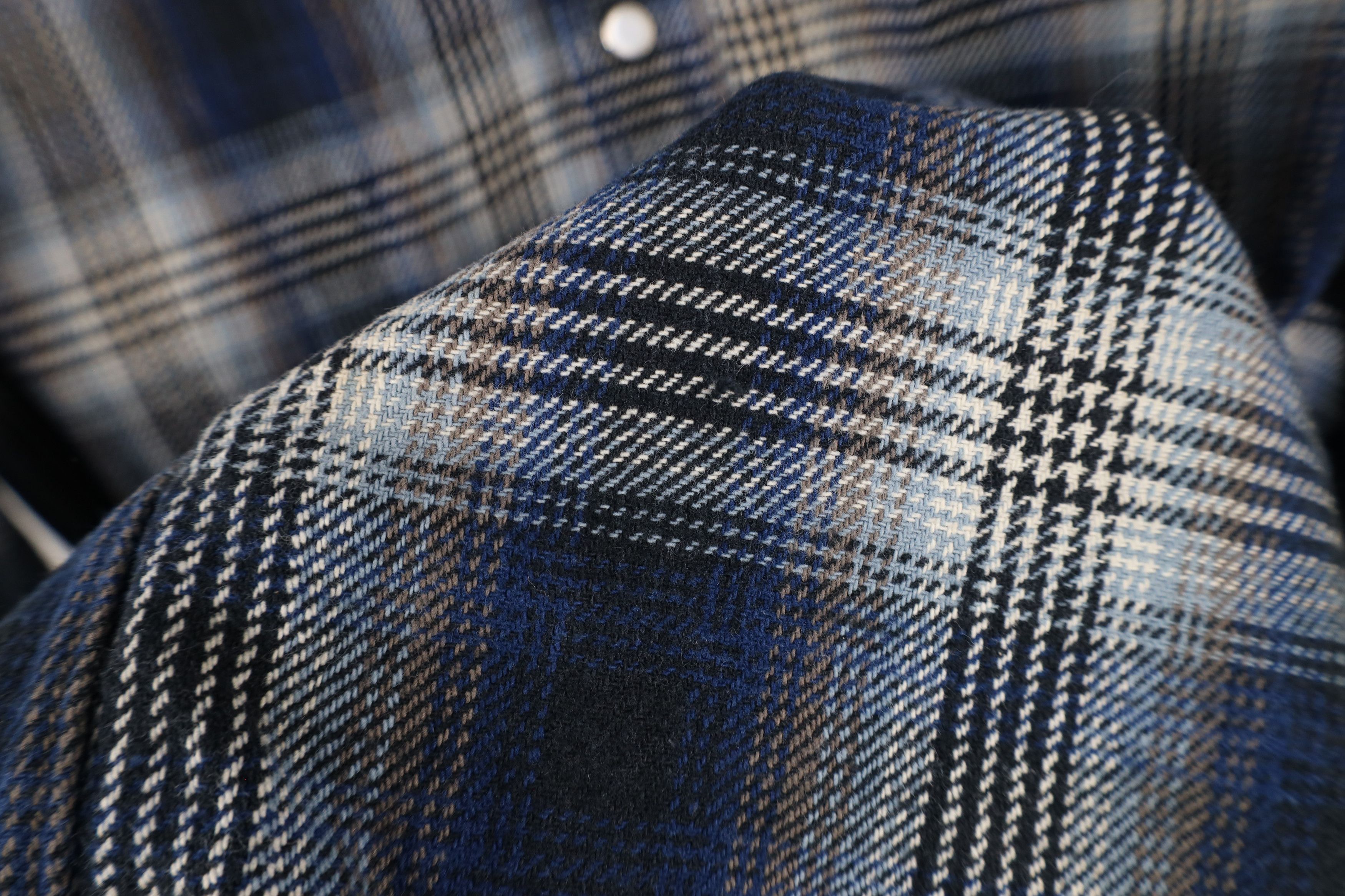 Vintage Vintage 90s Streetwear Snap Button Flannel Shirt Plaid Size US XL / EU 56 / 4 - 4 Thumbnail