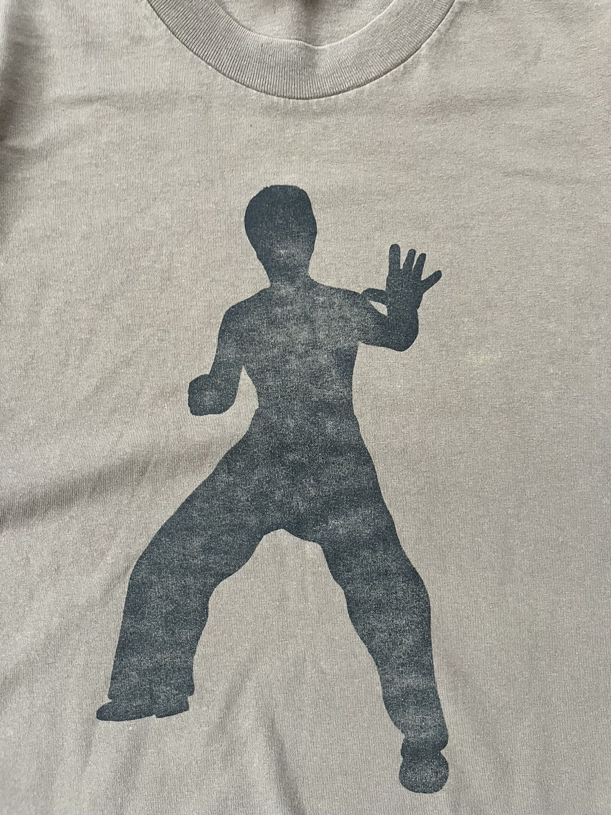 Vintage Vintage Y2K Bruce Lee T Shirt Size Large Size US L / EU 52-54 / 3 - 2 Thumbnail