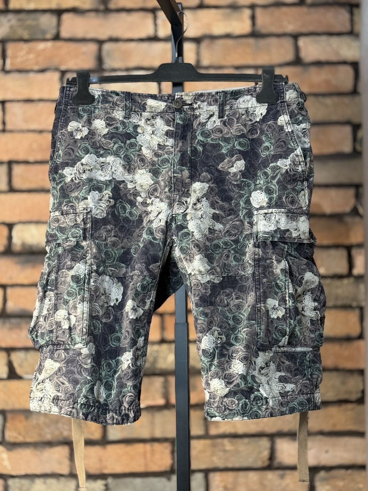 Maison MIHARA YASUHIRO $532 INSANE CAMOUFLAGE GREEN SHORTS PRINT CARGO Size US 36 / EU 52 - 1 Thumbnail