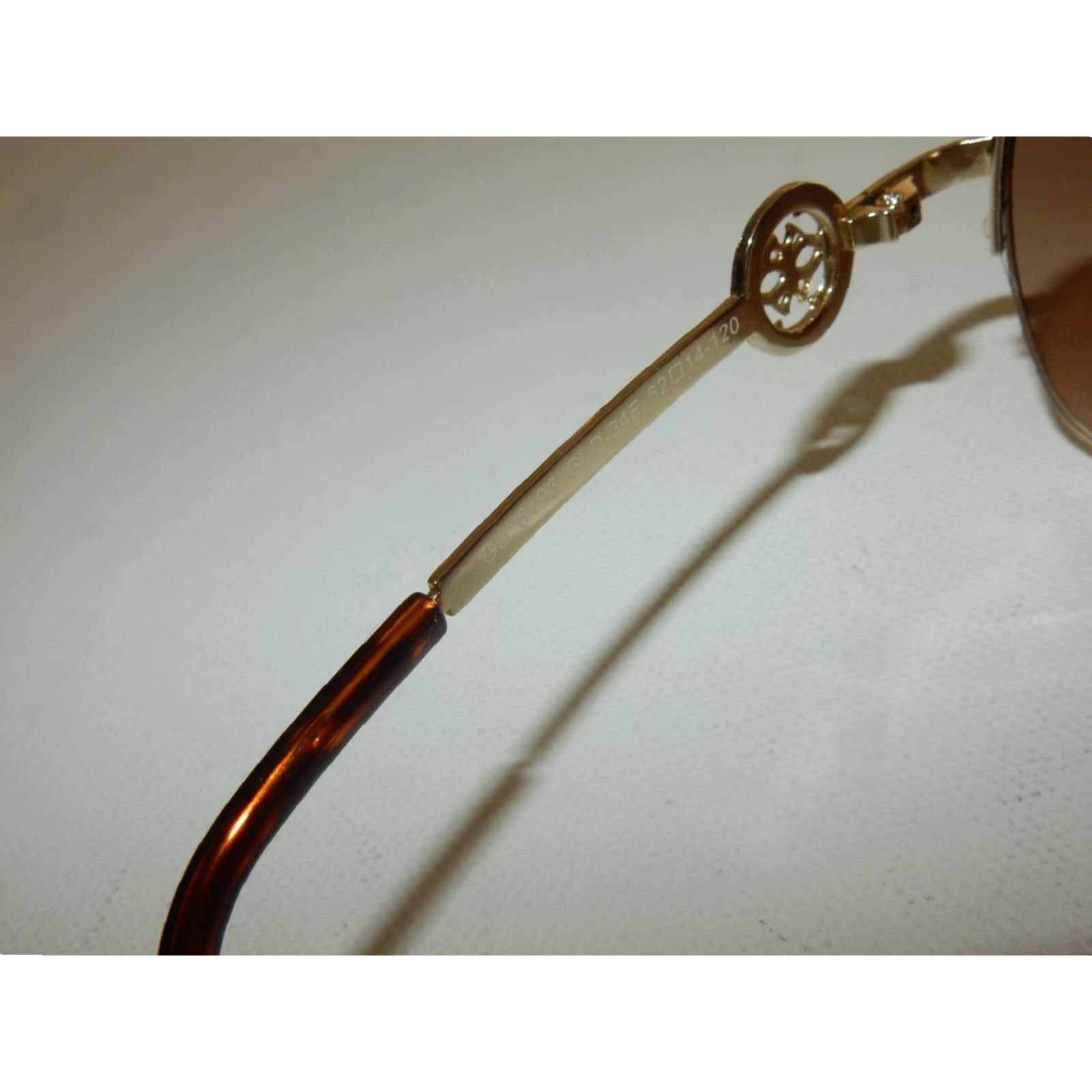 Guess GUESS Sunglasses Women's Gold Frame 62[]14 120 6493 (S/M) 62-14-120 Size ONE SIZE - 5 Thumbnail