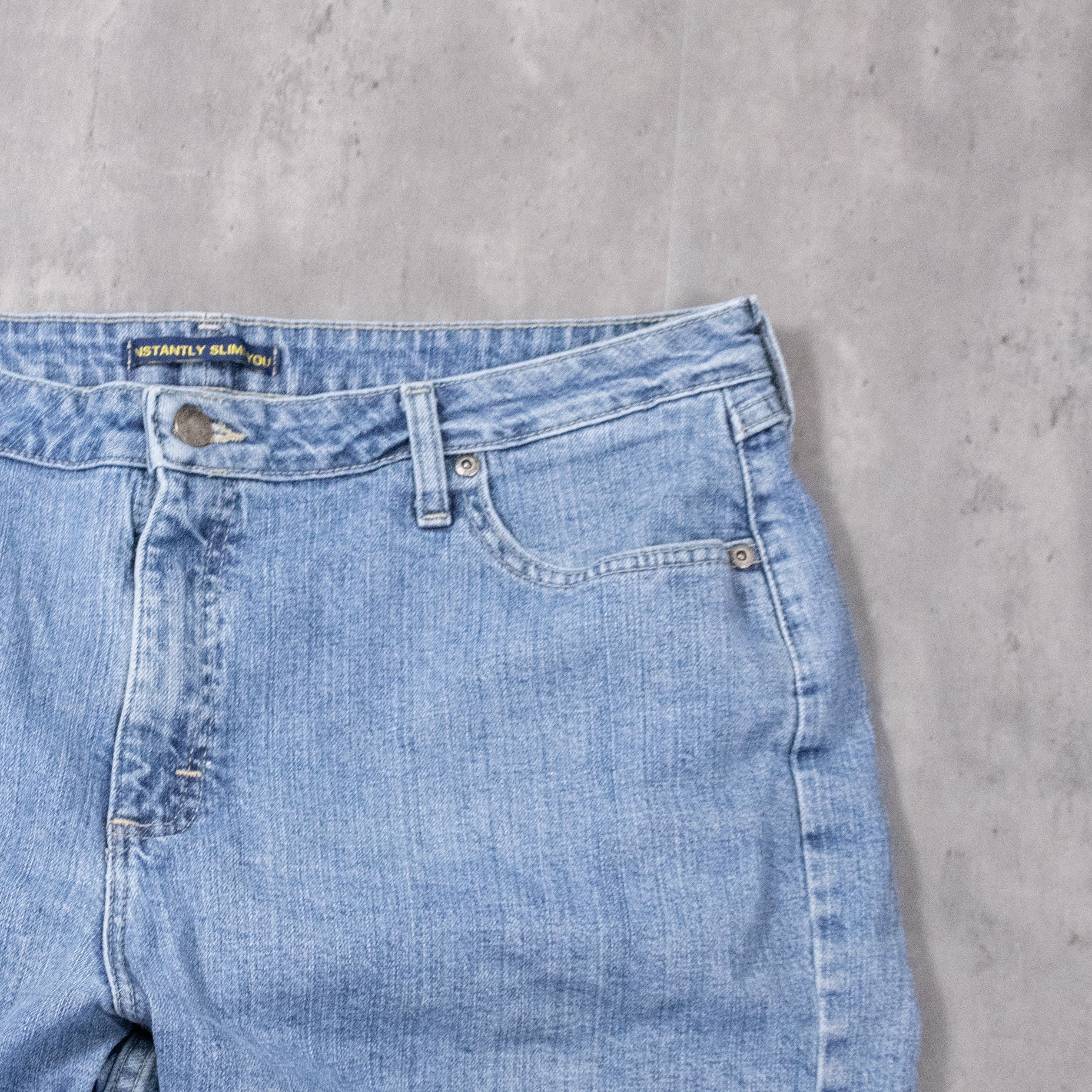 Lee Y2K 2000's Lee Rider Lightwash Baggy Fit Jorts Denim Shorts Size US 37 - 6 Thumbnail
