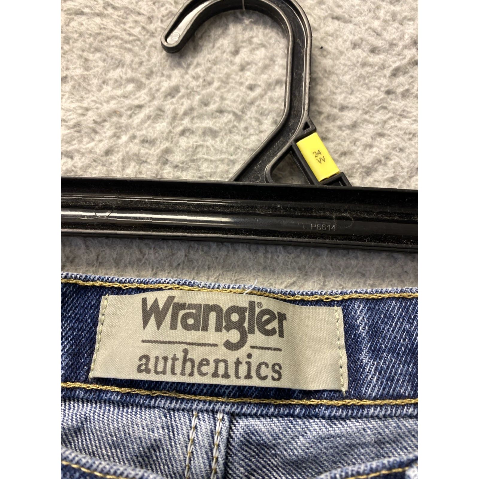 Wrangler VINTAGE Wrangler Jeans Mens 32x29 Straight Leg Denim 5-Pocket Zip Blue Cotton Workwear Classic Mens Size US 32 / EU 48 - 3 Thumbnail