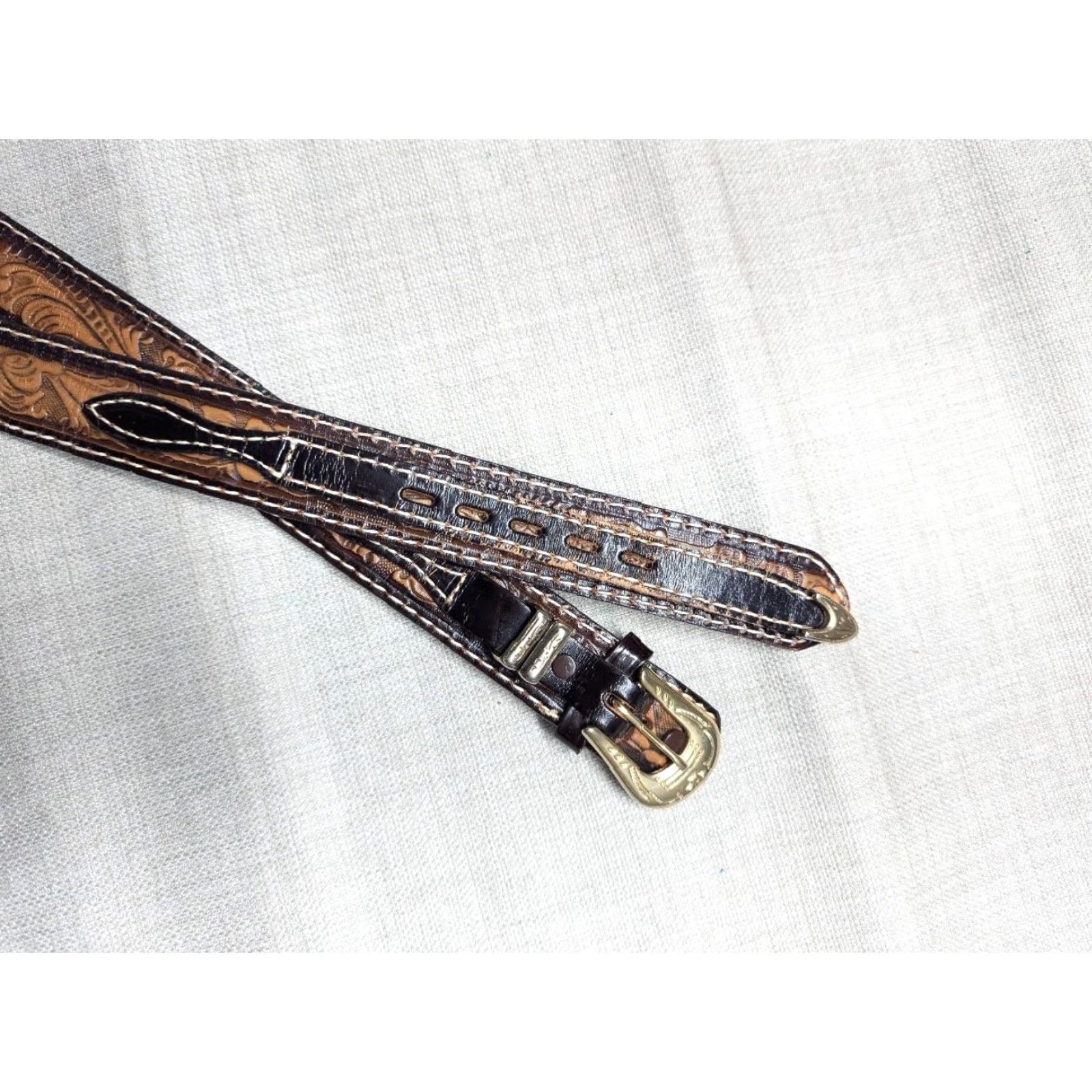 Tony Lama VINTAGE Tony Lama belt Buckle Belt Western Ranger Brown 30 Leather Floral Full Grain Leather USA Made Men Adult Size 30 Buckle Ranger style belt Size 30 - 2 Thumbnail