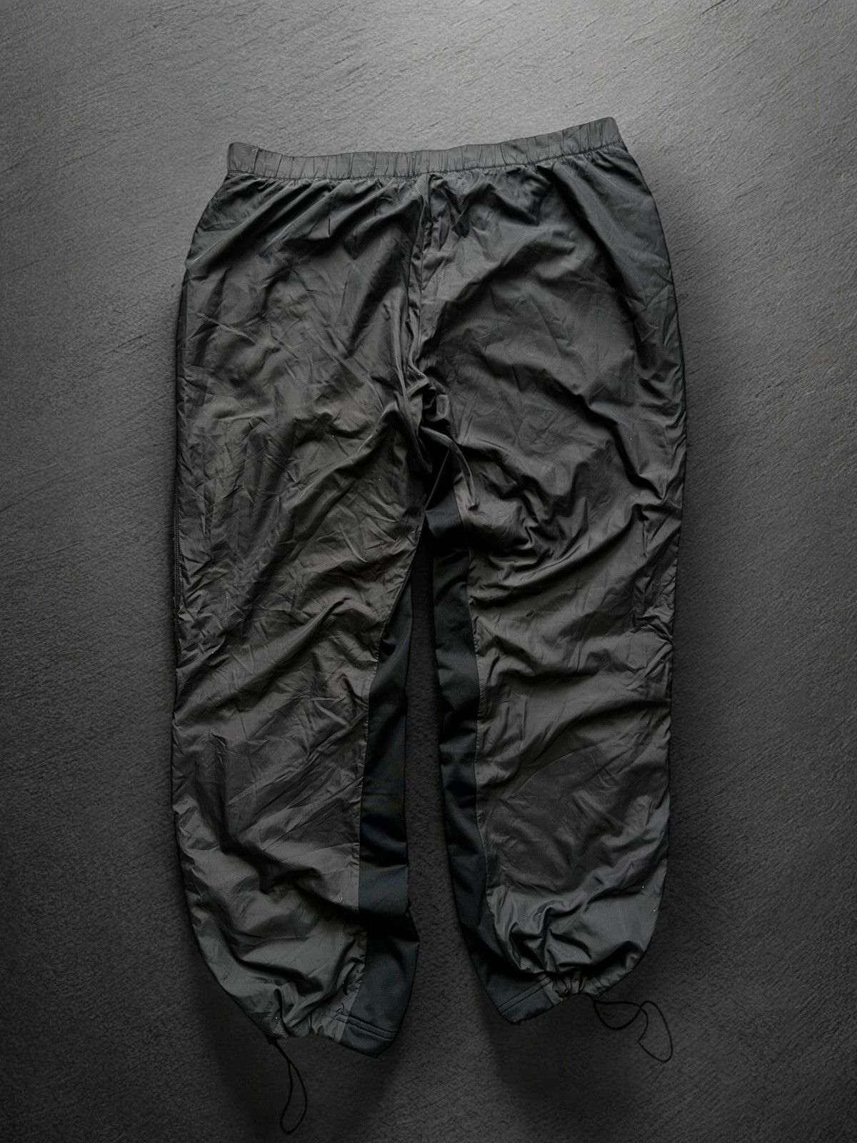 Vintage Nike parachute pants