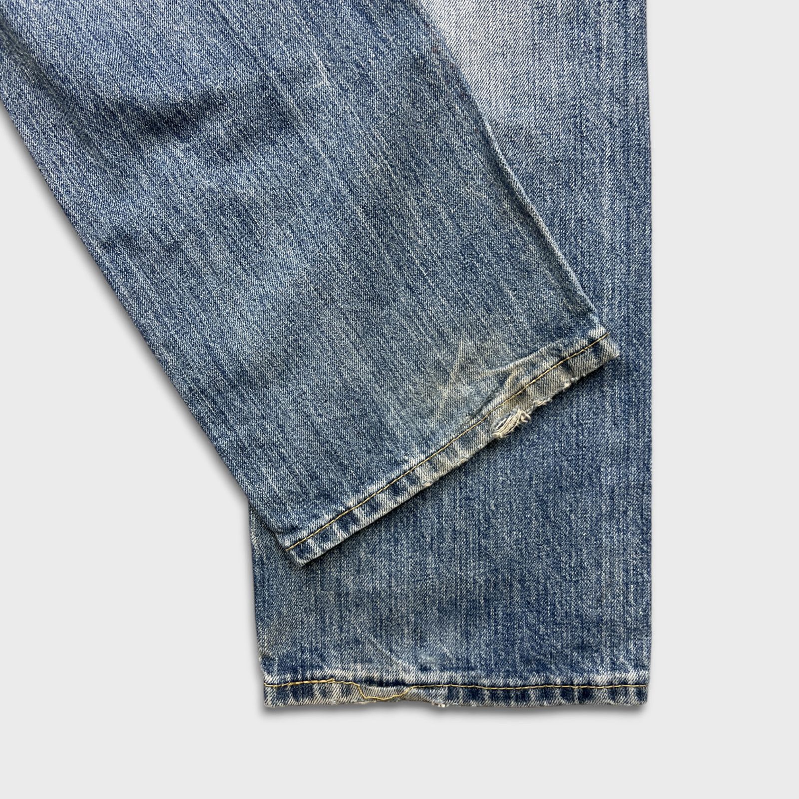 Levi's × Vintage Vintage Levi's 505 Jeans Mens 30x32 Blue Regular Fit Denim Size US 30 / EU 46 - 9 Thumbnail
