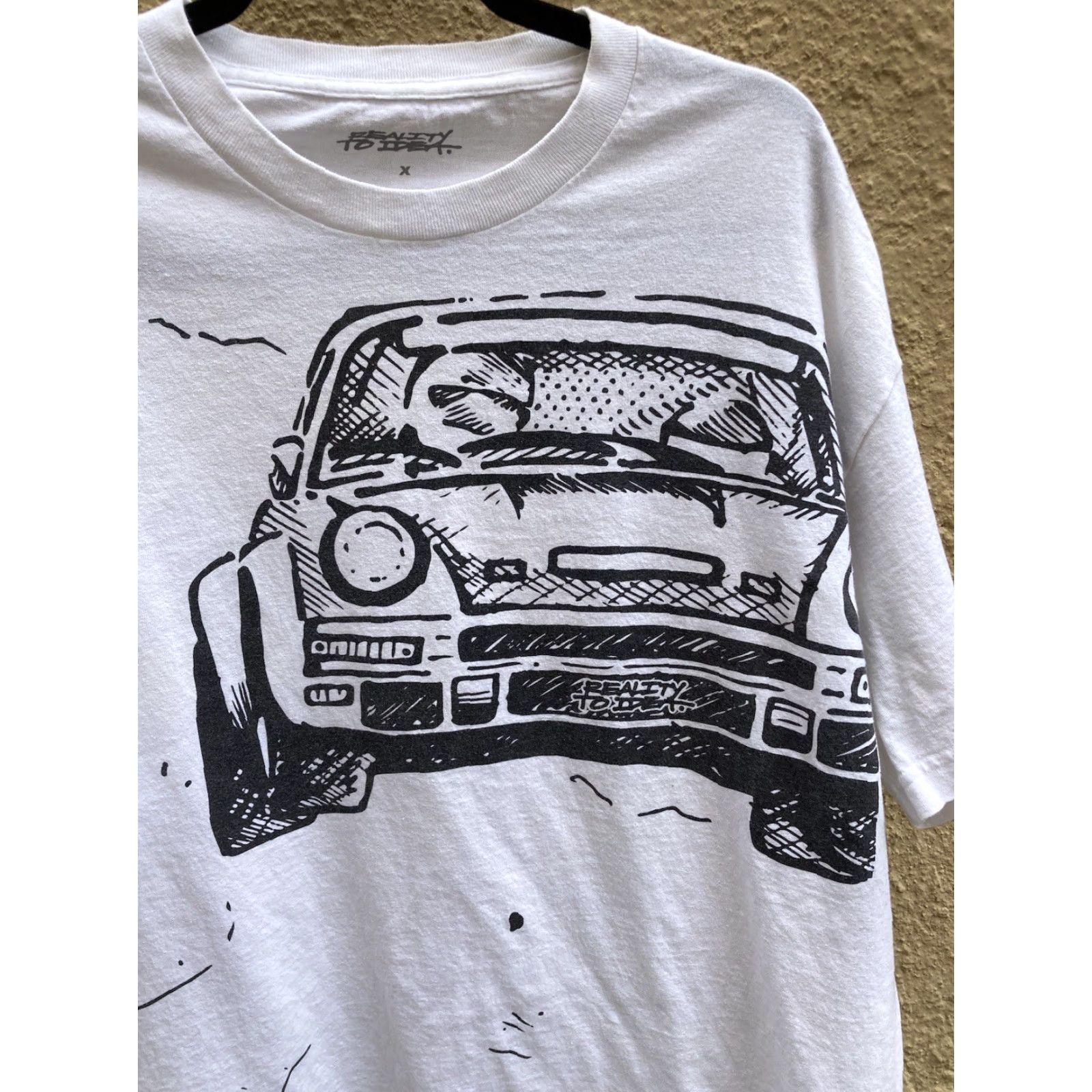IDEA Reality to Idea White Car Sketch T-Shirt XL Crew Cotton Josh Vides Street Men’s Shirt Size US XL / EU 56 / 4 - 7 Thumbnail