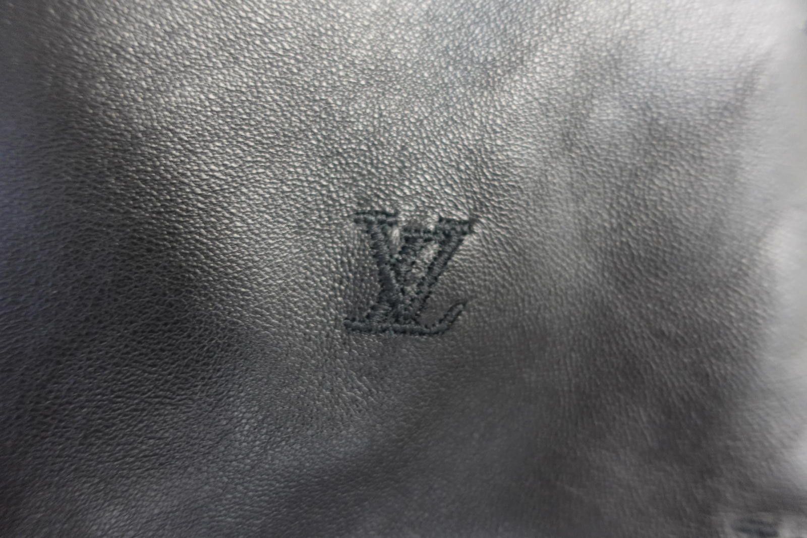 Louis Vuitton Louis Vuitton Embroidered Leather Signature Overshirt Size US M / EU 48-50 / 2 - 4 Thumbnail