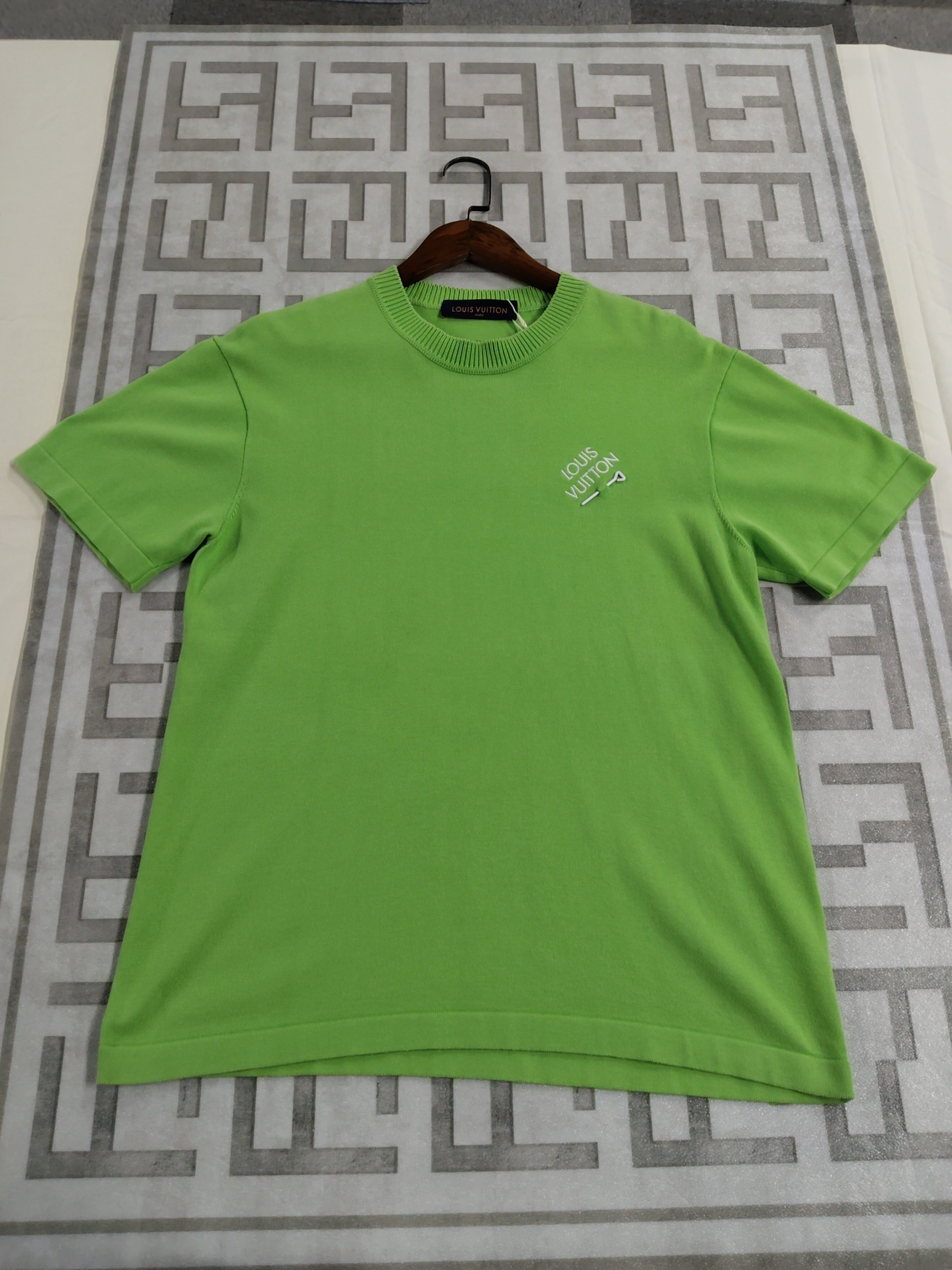Louis Vuitton Louis Vuitton Logo T-Shirt Size S Size US S / EU 44-46 / 1 - 1 Thumbnail
