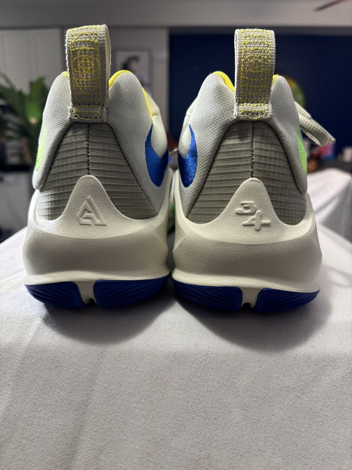 Nike Nike Zoom Freak 3 "Dutch Blue" (Giannis Antetokounmpo) Size US 11 / EU 44 - 5 Thumbnail