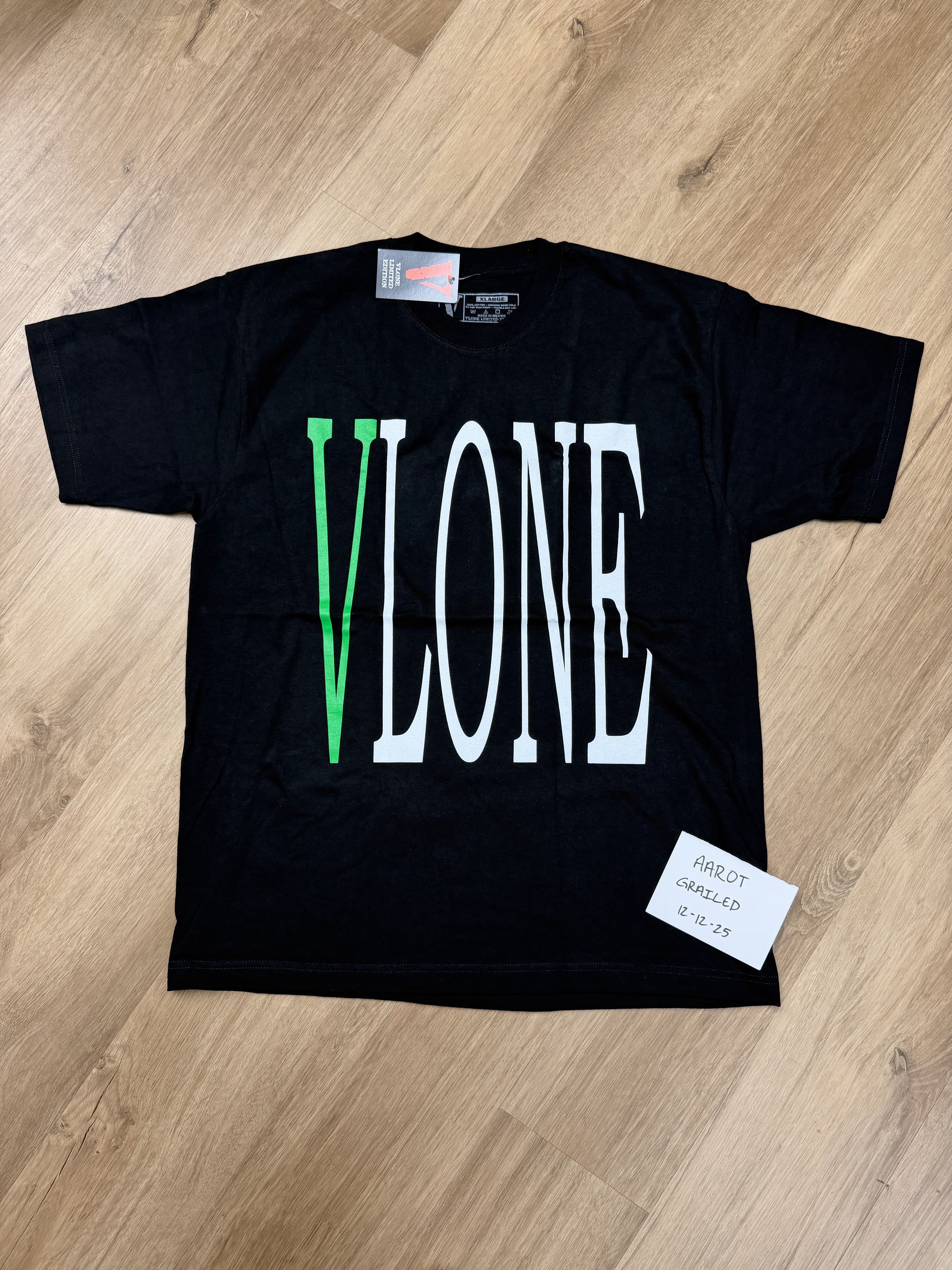 Vlone VLONE Staple T-Shirt Black/Green Size US XL / EU 56 / 4 - 1 Thumbnail