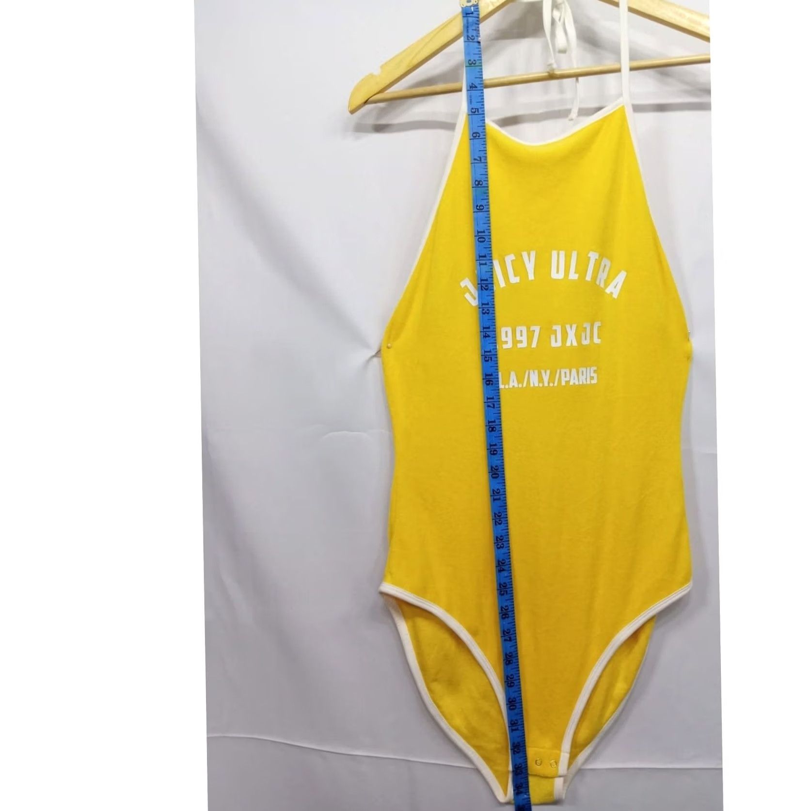 Juicy Couture Juicy by Couture Suit Womens L Yellow Bodysuit Ultra Size Size L / US 10 / IT 46 - 7 Thumbnail