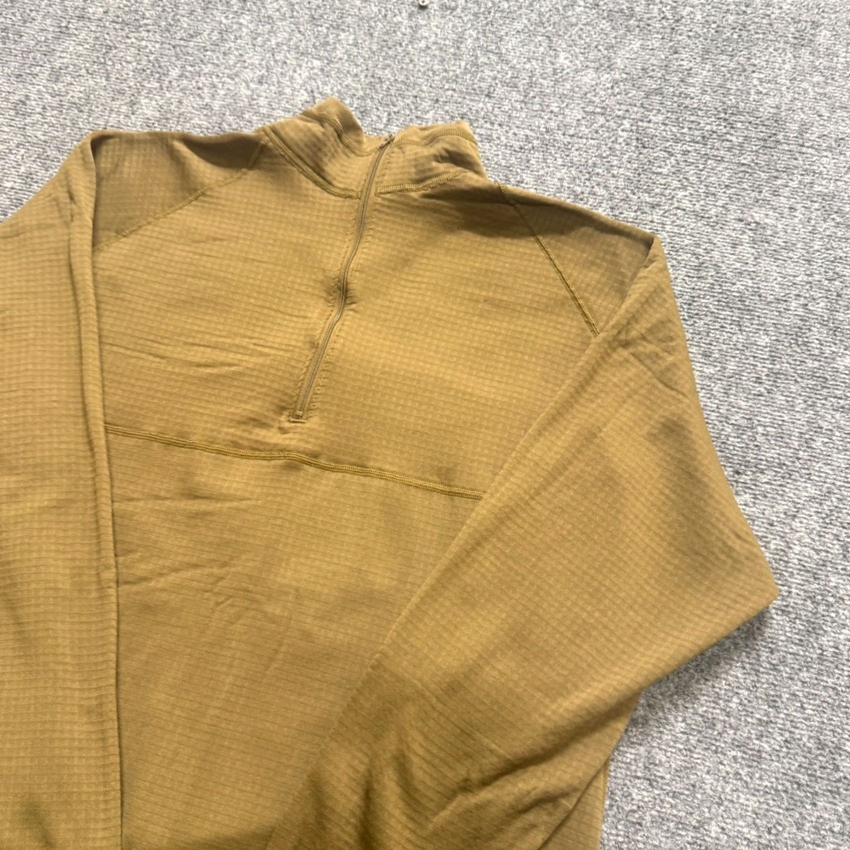Vintage Sekri PCU Level 2 Long Sleeve Shirt Mens L Brown Quarter Zip Fleece USA Made Shirt Mens L Brown Quarter Zip Fleece Cotton Blend Distressed USA Made Size US L / EU 52-54 / 3 - 3 Thumbnail