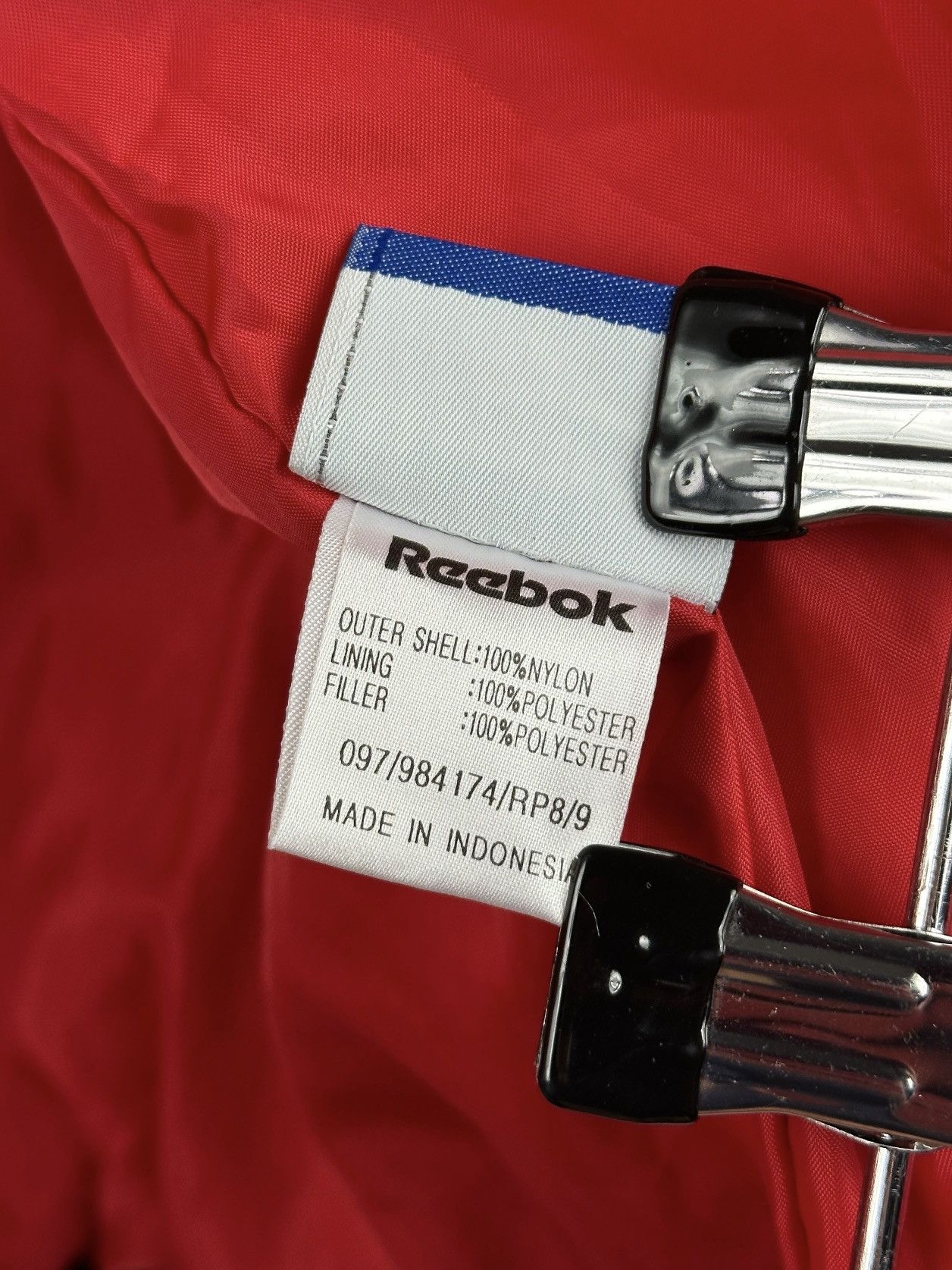 Reebok Vintage Reebok Liverpool F.C Soccer Puffer Jacket Winter Size US XL / EU 56 / 4 - 15 Thumbnail
