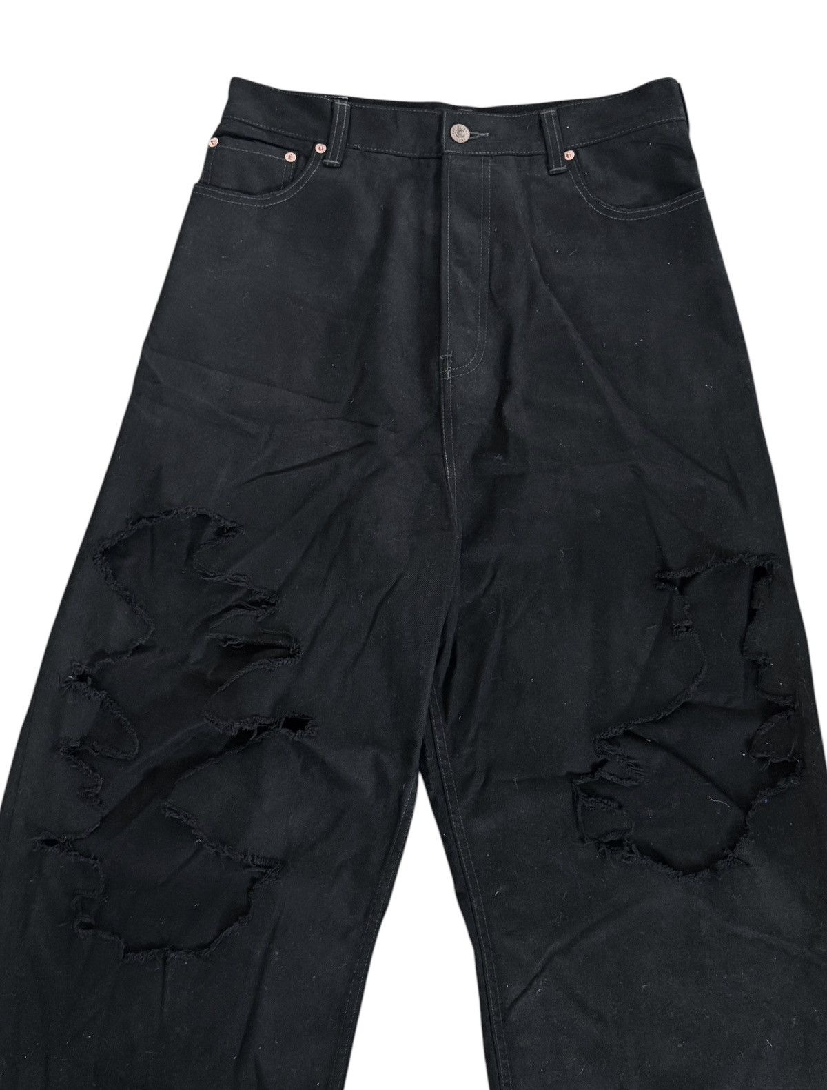 Balenciaga Balenciaga Boxer Baggy Black Runway Rare Destroyed Denim Size US 33 - 2 Thumbnail