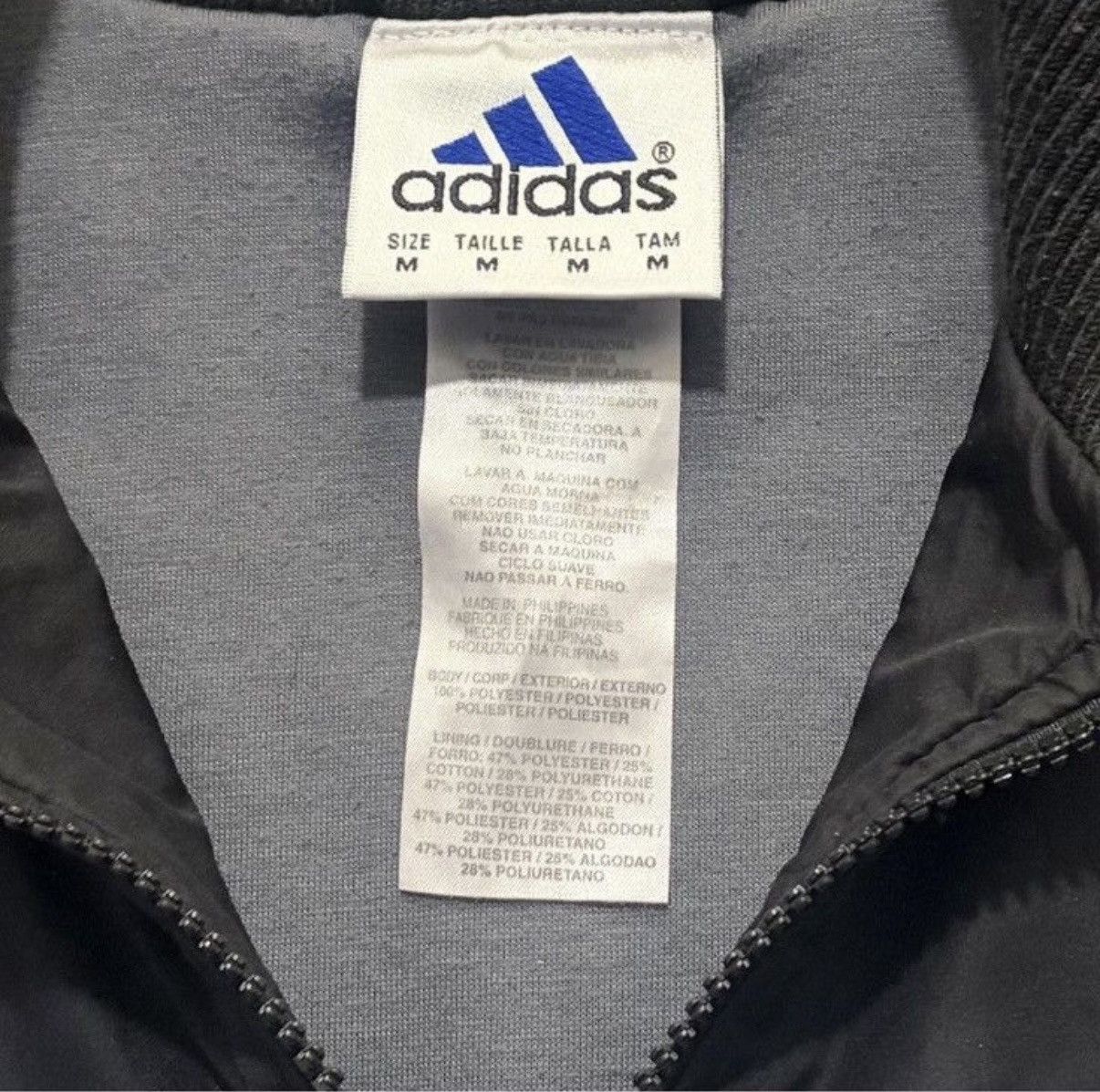 Adidas Vintage Adidas Windbreaker Jacket, Y2K Streetwear Gorpcore Size US M / EU 48-50 / 2 - 3 Thumbnail