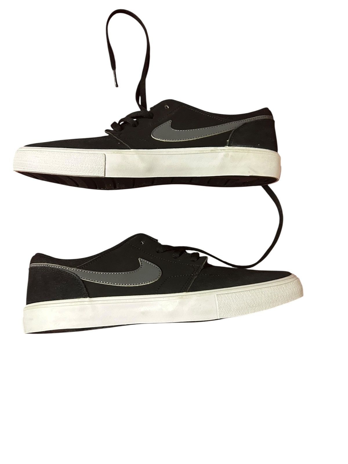 Nike SB Nike SB Portmore II Solarsoft. Size 9 Size US 9 / EU 42 - 2 Thumbnail