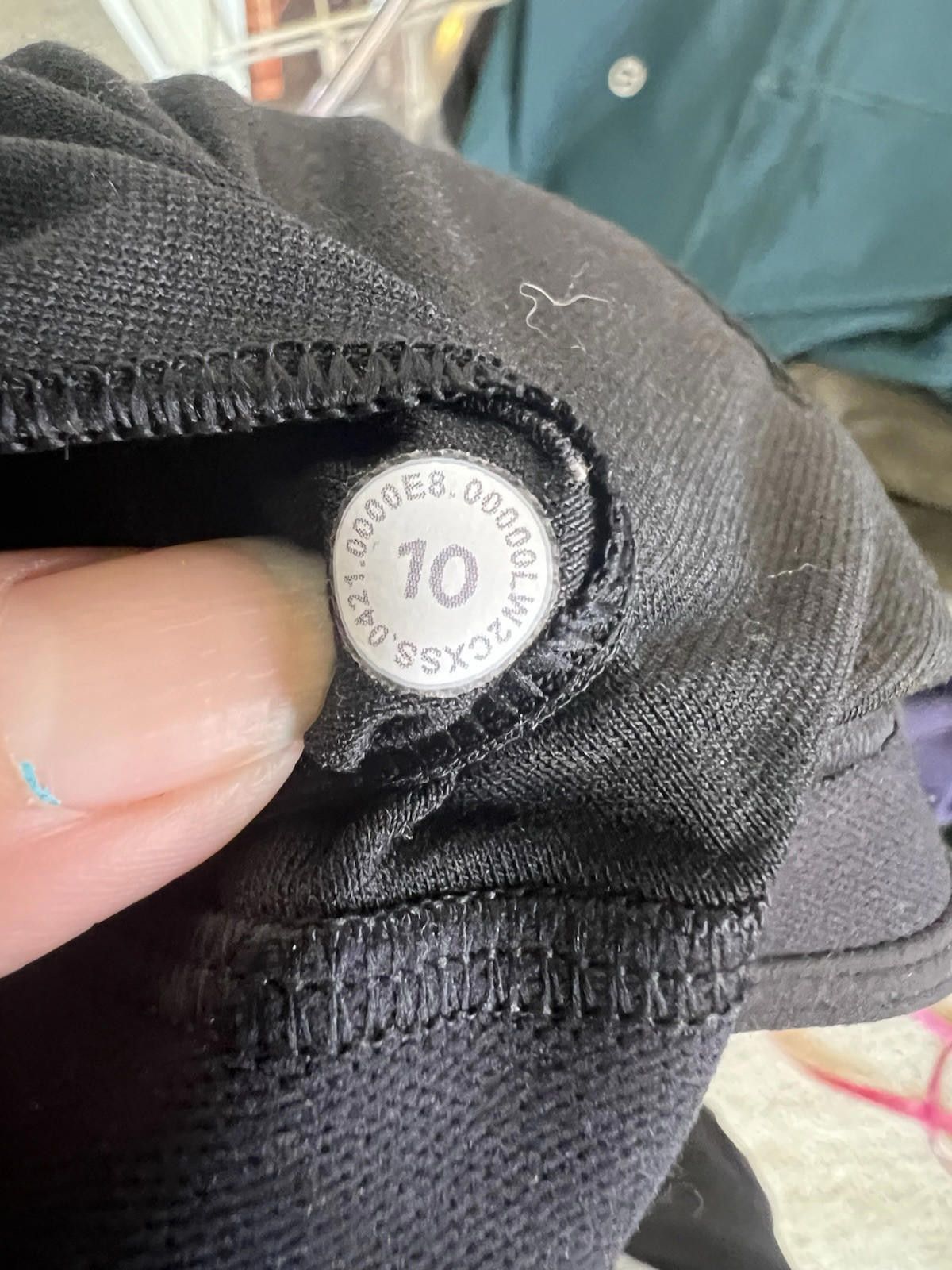 Designer Lululemon Flow Y Wrap-Front High-Neck Bra Sz10 Size ONE SIZE - 10 Thumbnail