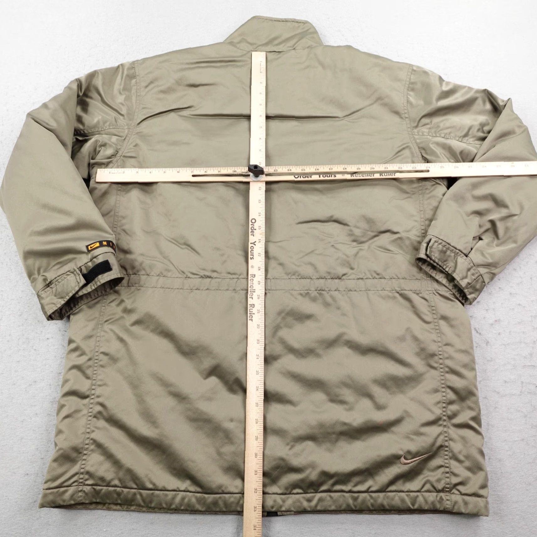 Nike VINTAGE Nike Jacket Men Large Green Insulated Parka Coat 4 Pocket Zip Up 90s Y2K Size US L / EU 52-54 / 3 - 7 Thumbnail