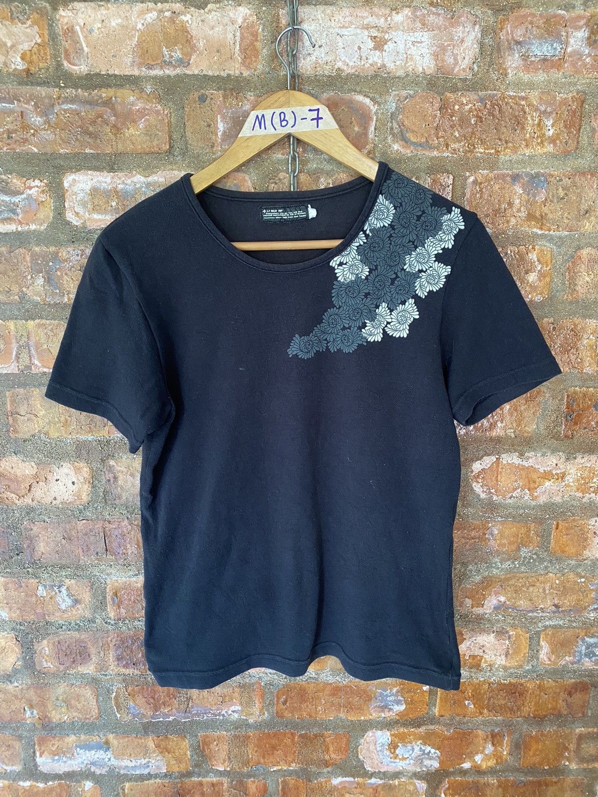 L7 Real Hip Black Floral dragons patent tee Size US M / EU 48-50 / 2 - 2 Thumbnail