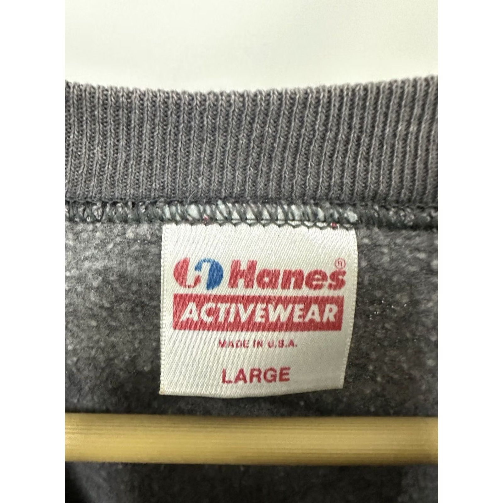 Hanes VTG 80s Hanes Gradient Sun Faded Worn Raglan Sweatshirt L Mens Gray Pullover Size US L / EU 52-54 / 3 - 3 Thumbnail