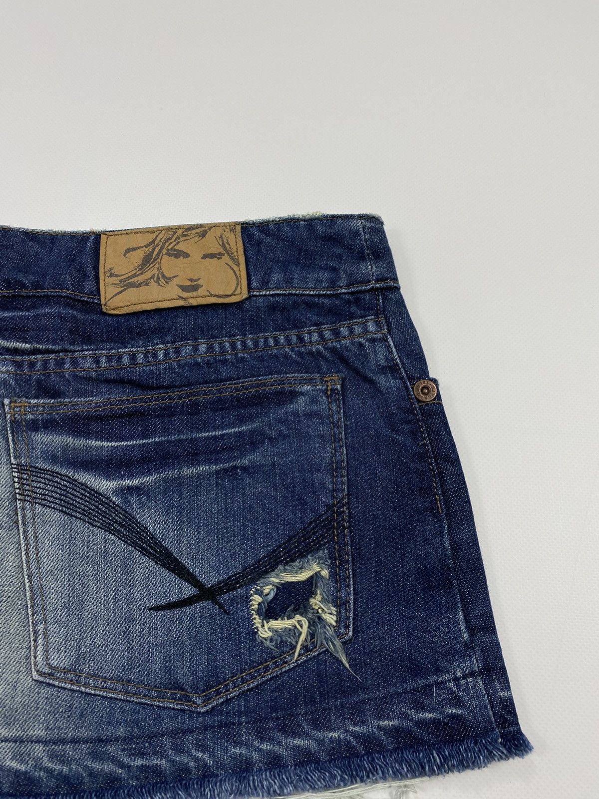 Vintage 🔥LASTDROP🔥 Y2K Style Extra Mini Skirt Washed Distressed Size 32" / US 10 / IT 46 - 8 Thumbnail