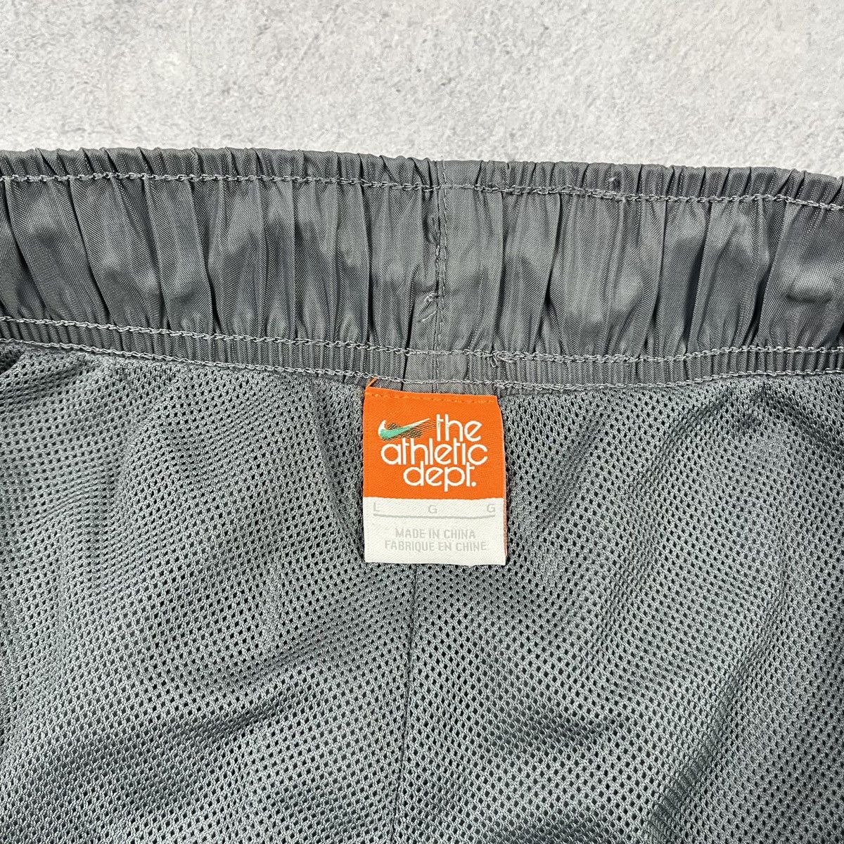 Nike × Vintage Vintage Nike drill nylon y2k swoosh track pants 90’s Size US 34 / EU 50 - 6 Thumbnail