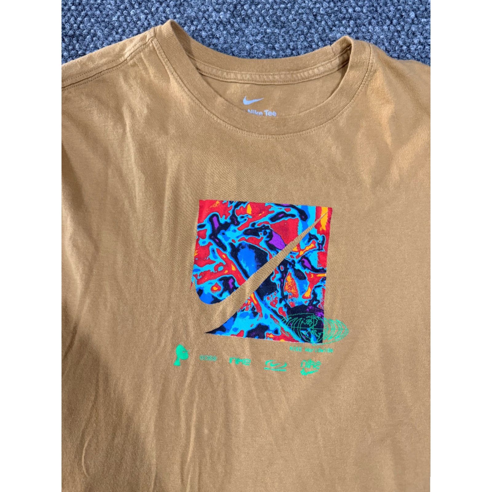 Nike Nike T-Shirt Mens M Crew Neck Short Sleeve Brown Cotton Colorful Swoosh Casual Streetwear Tee Regular All Seasons Sports 2020s Size US M / EU 48-50 / 2 - 3 Thumbnail