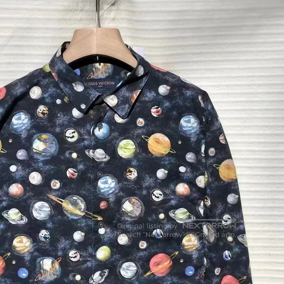 Louis Vuitton Louis Vuitton Limited Space Planet Long Sleeve Shirt. Size US M / EU 48-50 / 2 - 3 Thumbnail