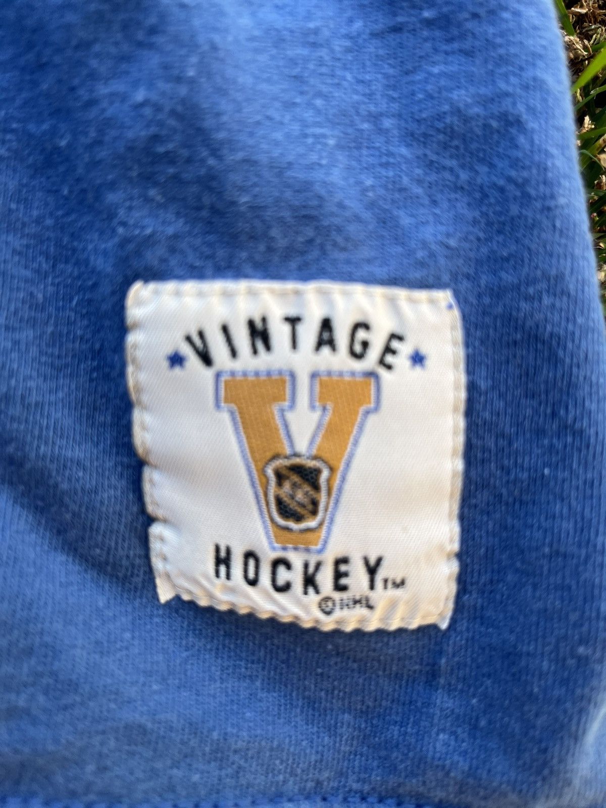 Vintage *RARE* Vintage Winnipeg Jets T-Shirt Size US XL / EU 56 / 4 - 2 Thumbnail