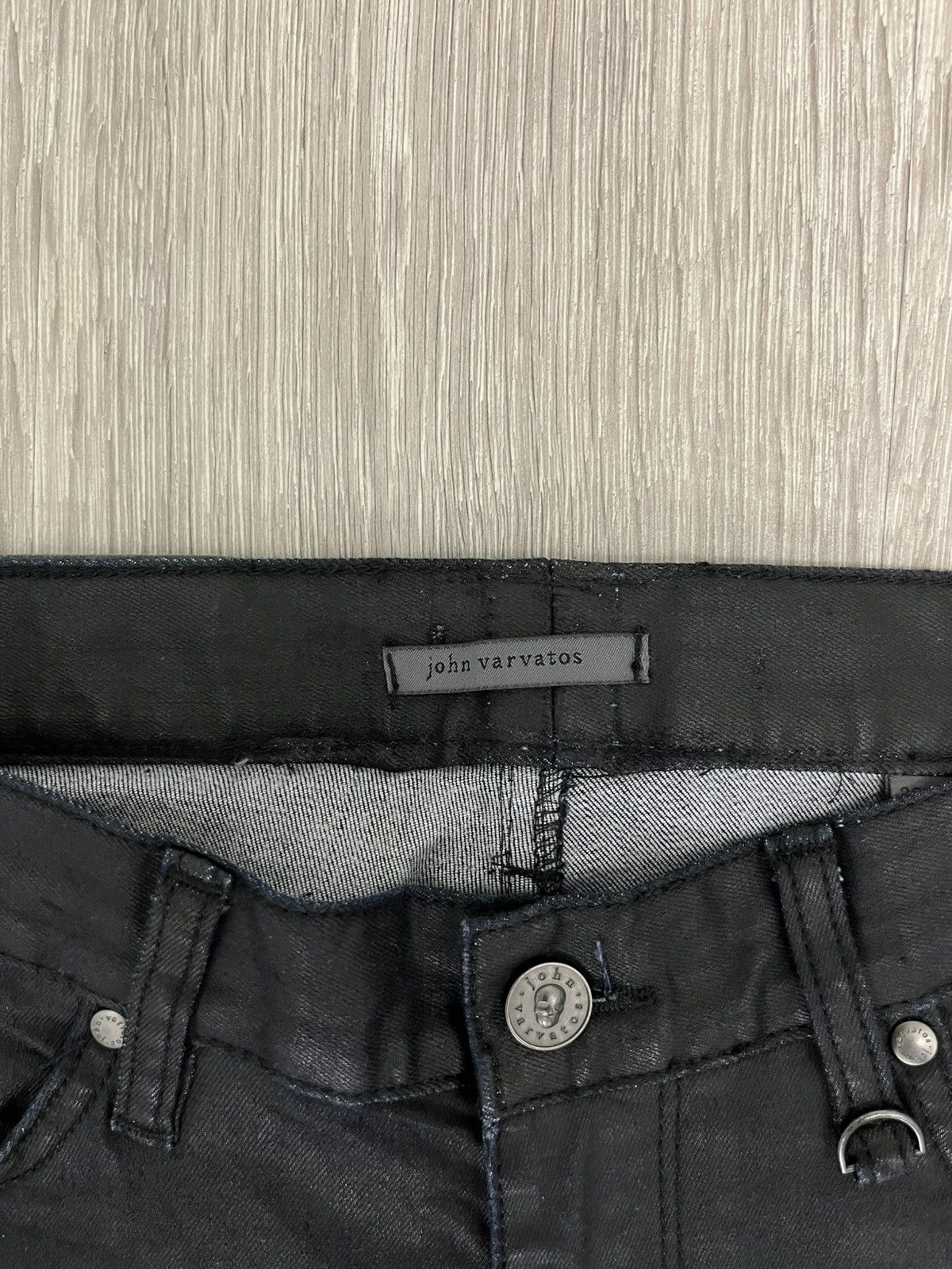 John Varvatos Coated Chelsea Jeans. 29 Size US 29 - 9 Thumbnail