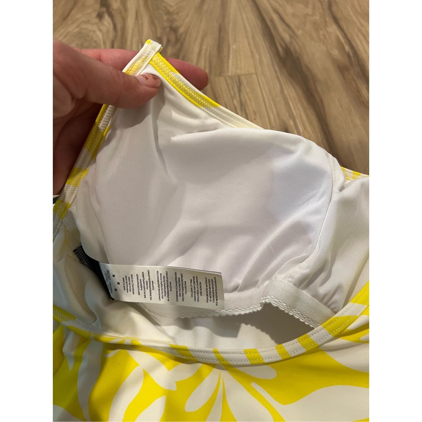 Kate Spade Kate Spade NWT Yellow White One Piece Swimwear Sz M Size M / US 6-8 / IT 42-44 - 4 Thumbnail