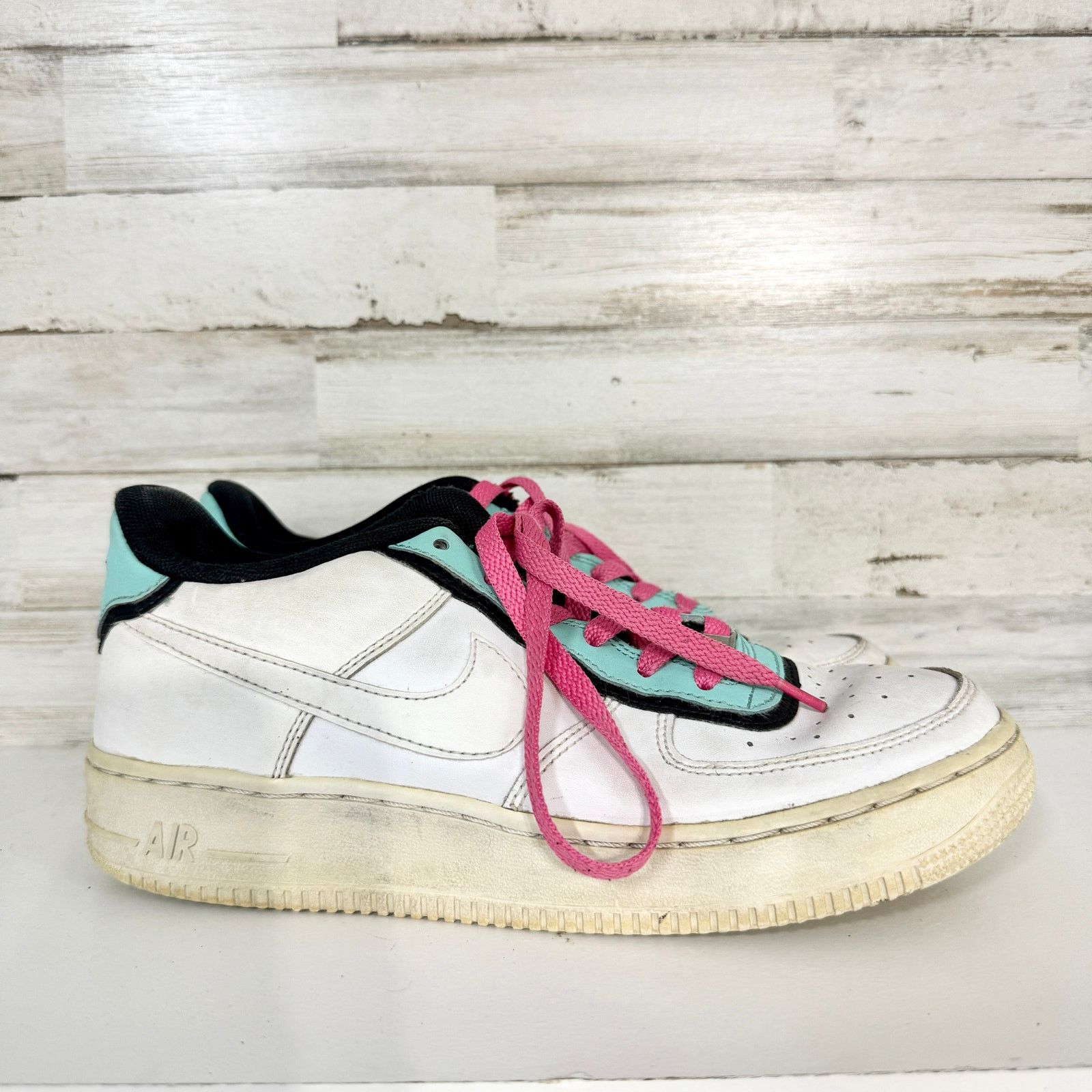Nike Nike Youth Air Force 1 LV8 Running Shoes Sneakers Sz 6Y/7.5W Size US 7.5 / IT 37.5 - 3 Thumbnail